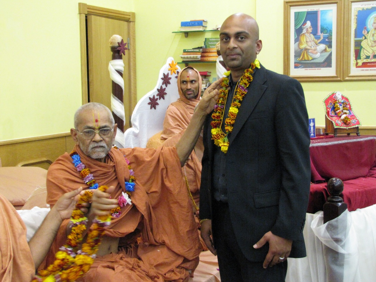 IMG 5003 - ©1987-2017 SKS Swaminarayan Temple East London
