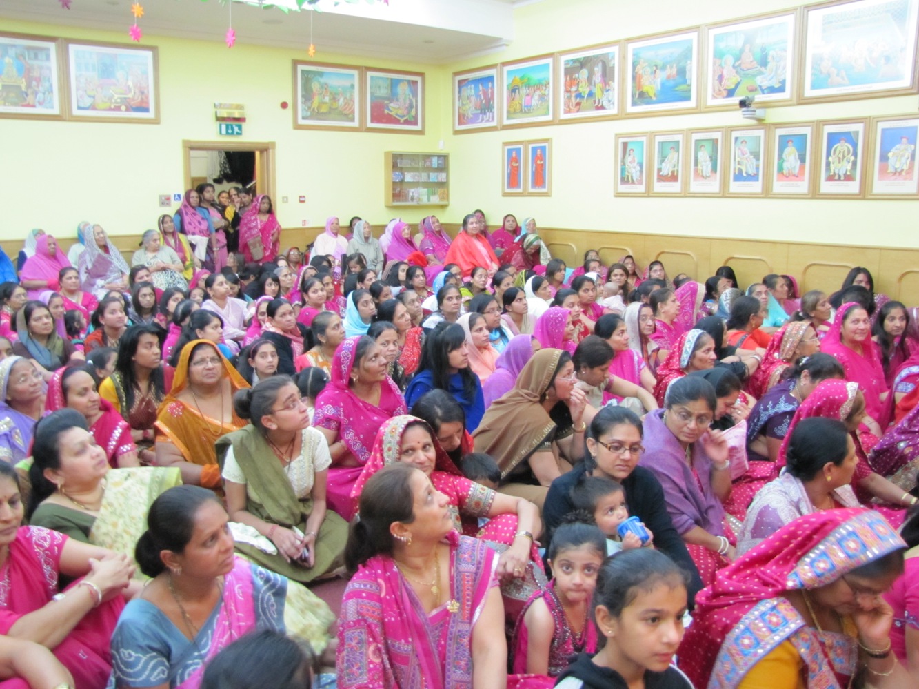 IMG 4105 - ©1987-2017 SKS Swaminarayan Temple East London