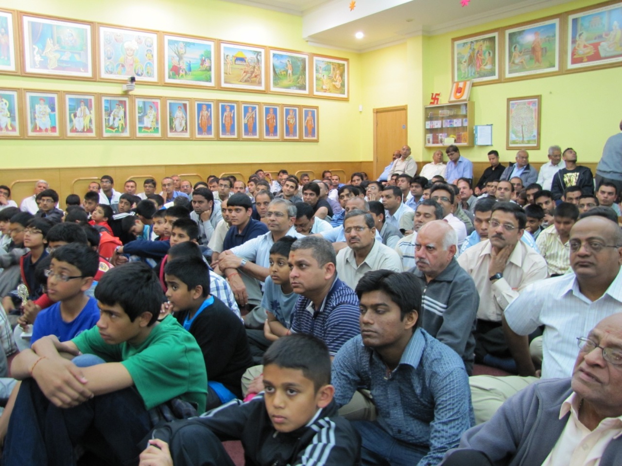 ©1987-2017 SKS Swaminarayan Temple East London