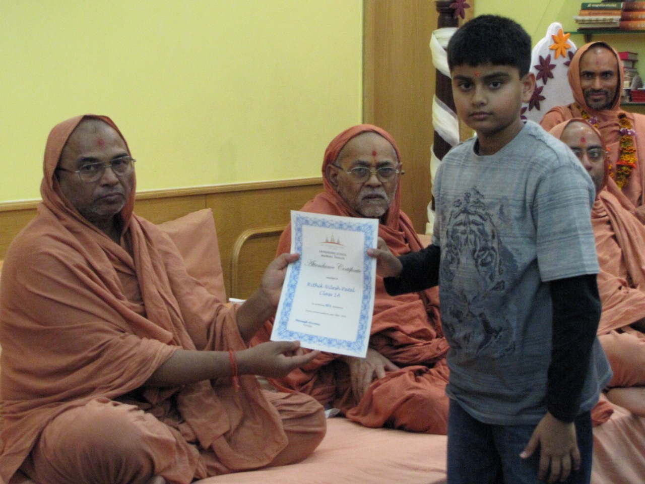 ©1987-2017 SKS Swaminarayan Temple East London