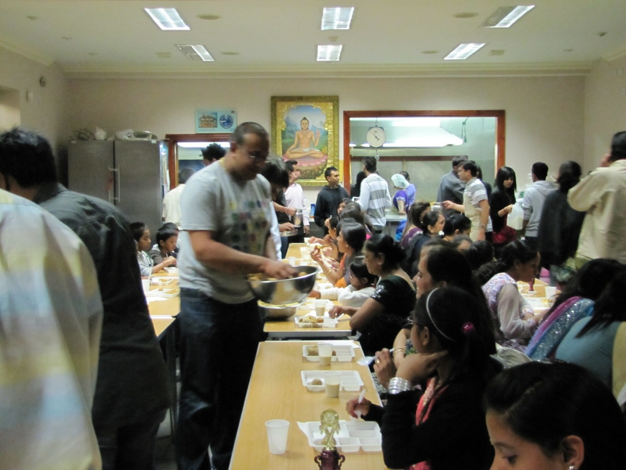 ©1987-2017 SKS Swaminarayan Temple East London
