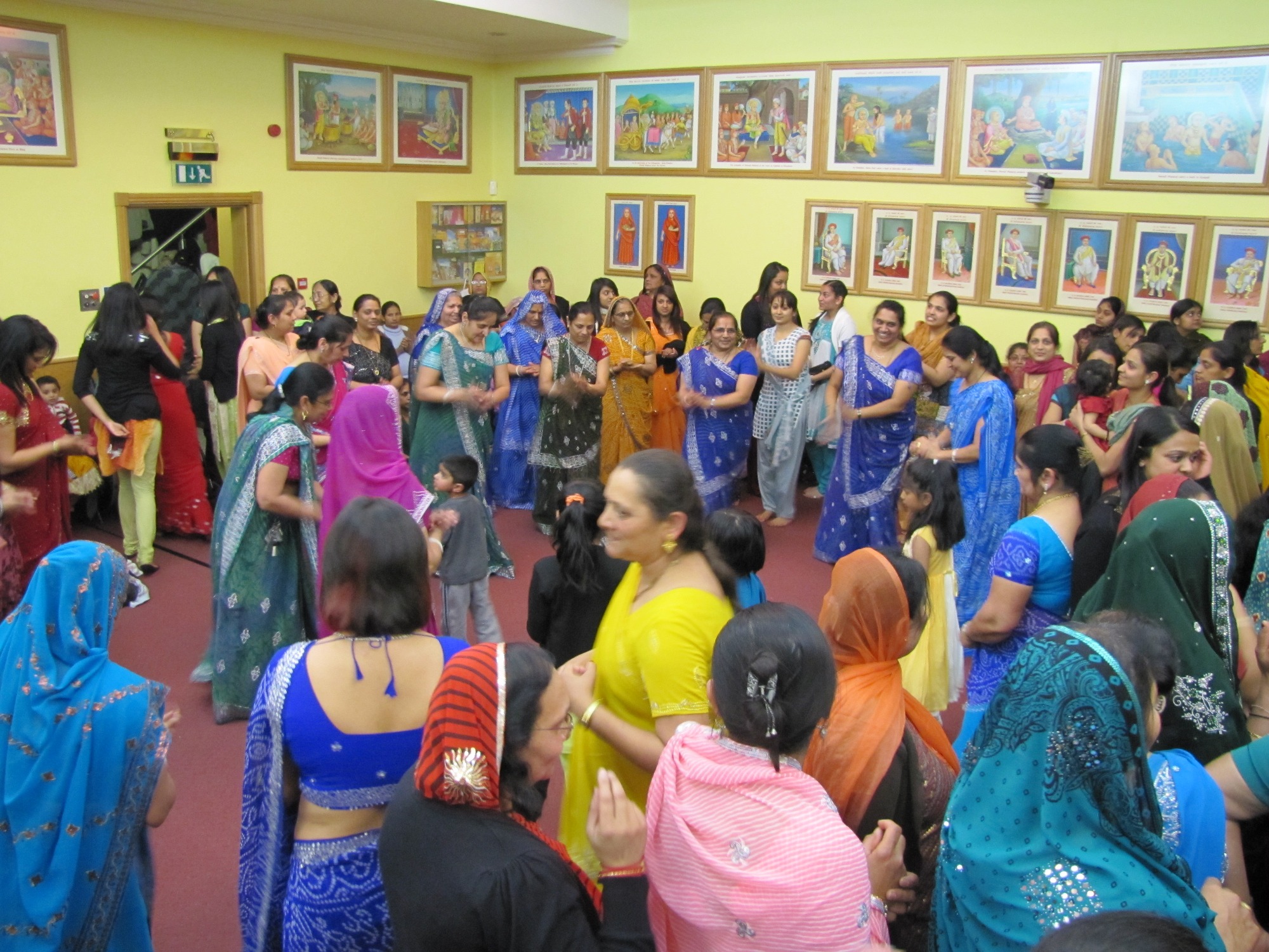 ©1987-2017 SKS Swaminarayan Temple East London