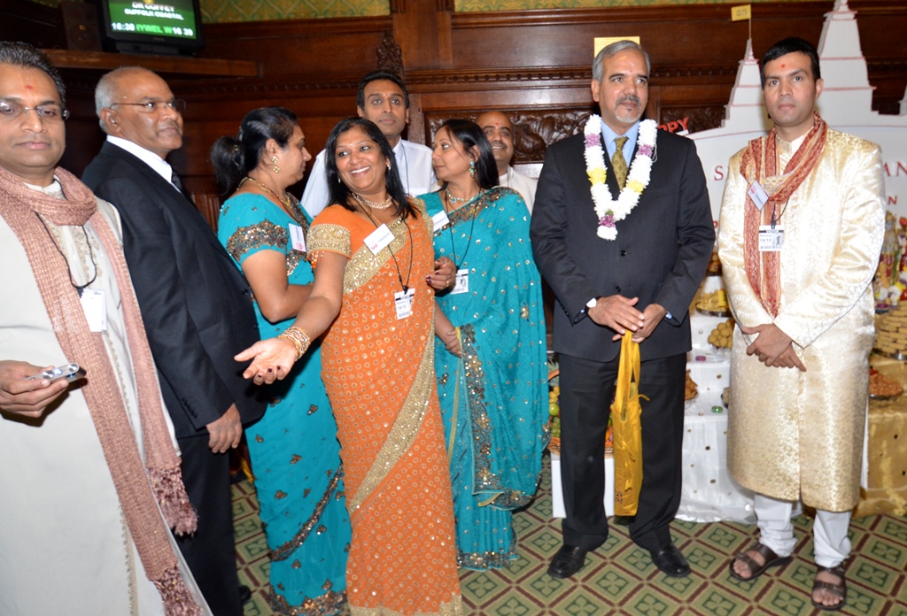 ©1987-2017 SKS Swaminarayan Temple East London
