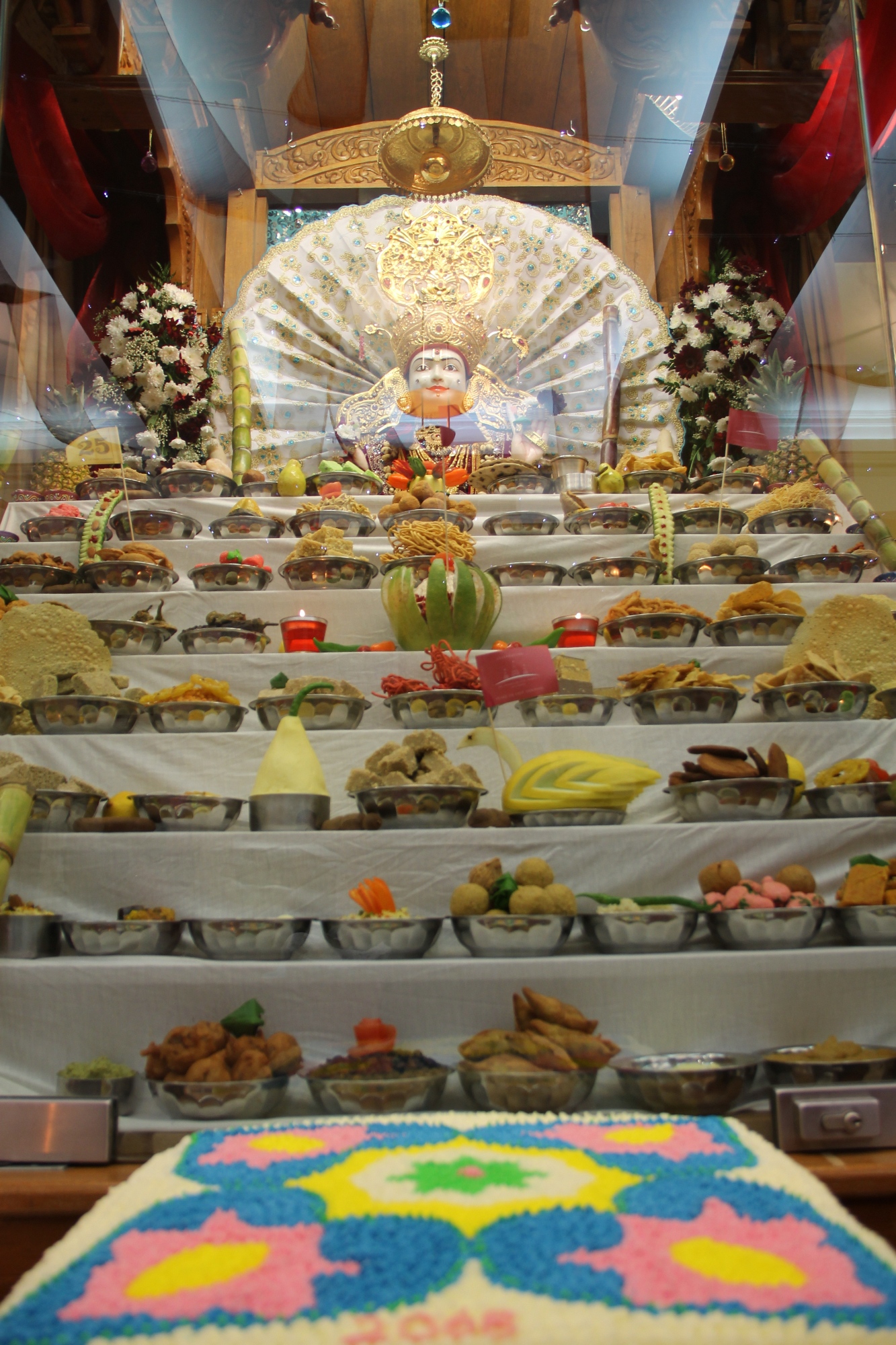 003 - ©1987-2017 SKS Swaminarayan Temple East London