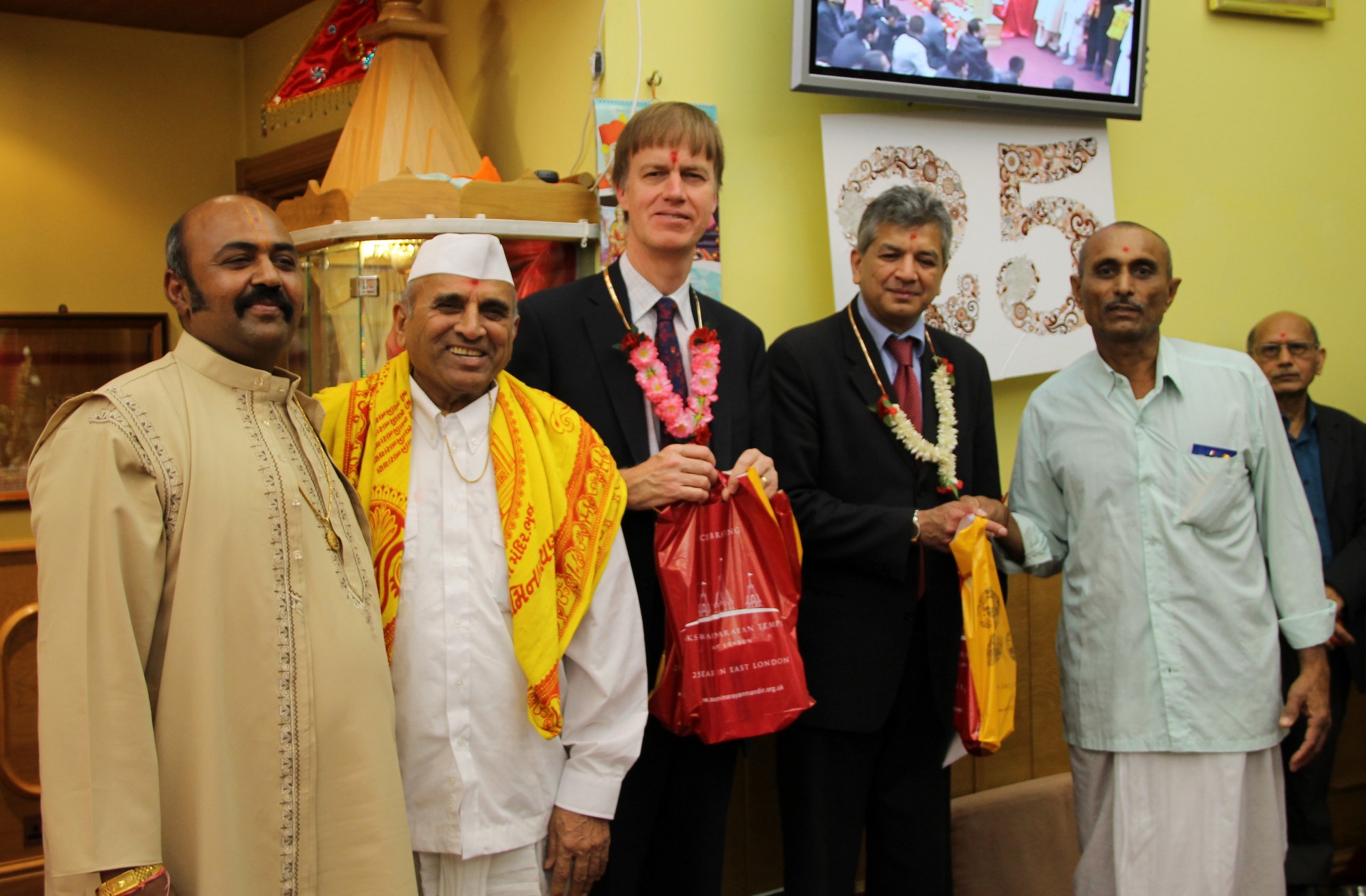 IMG 0697 - ©1987-2017 SKS Swaminarayan Temple East London