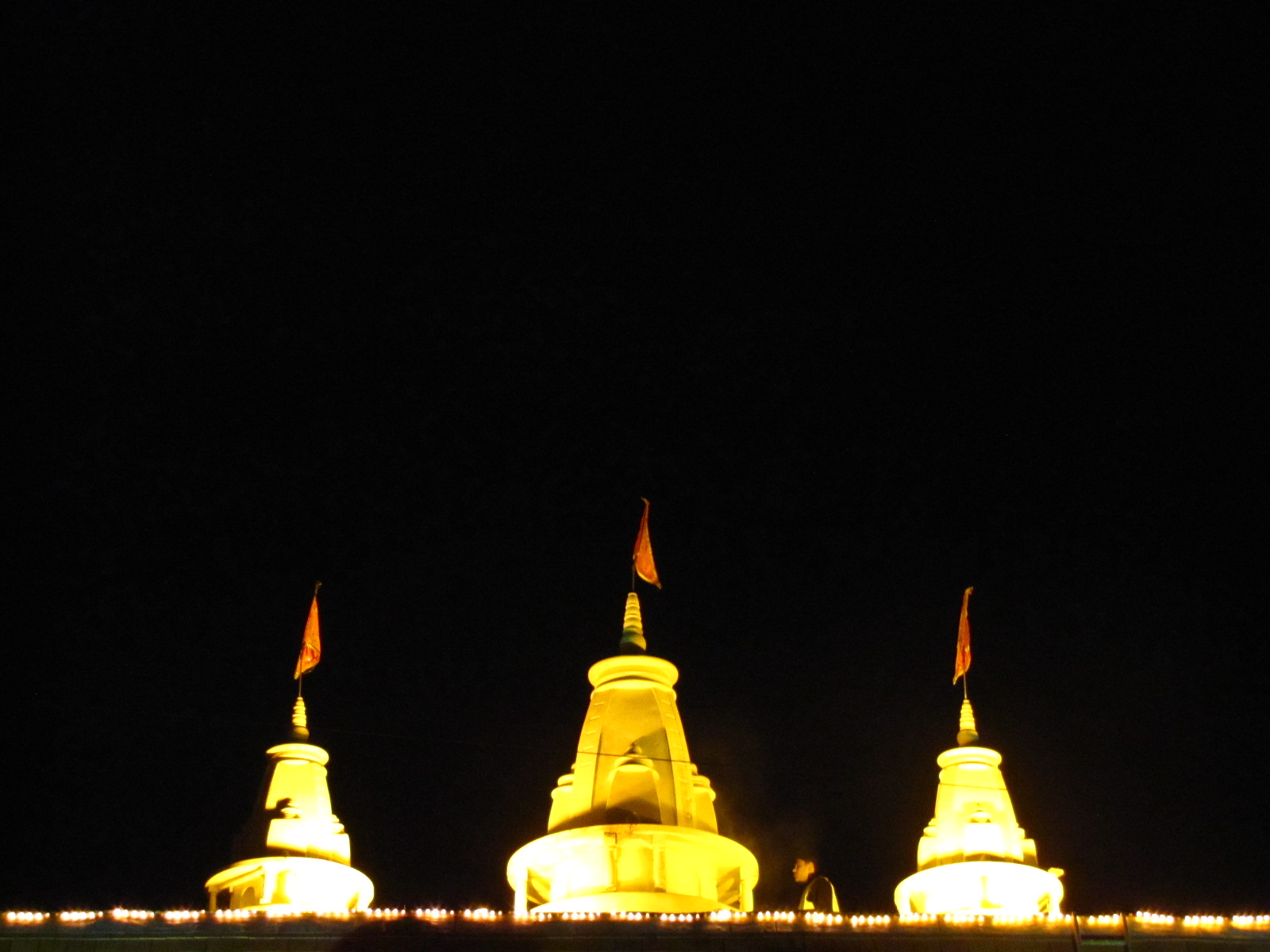 ©1987-2017 SKS Swaminarayan Temple East London