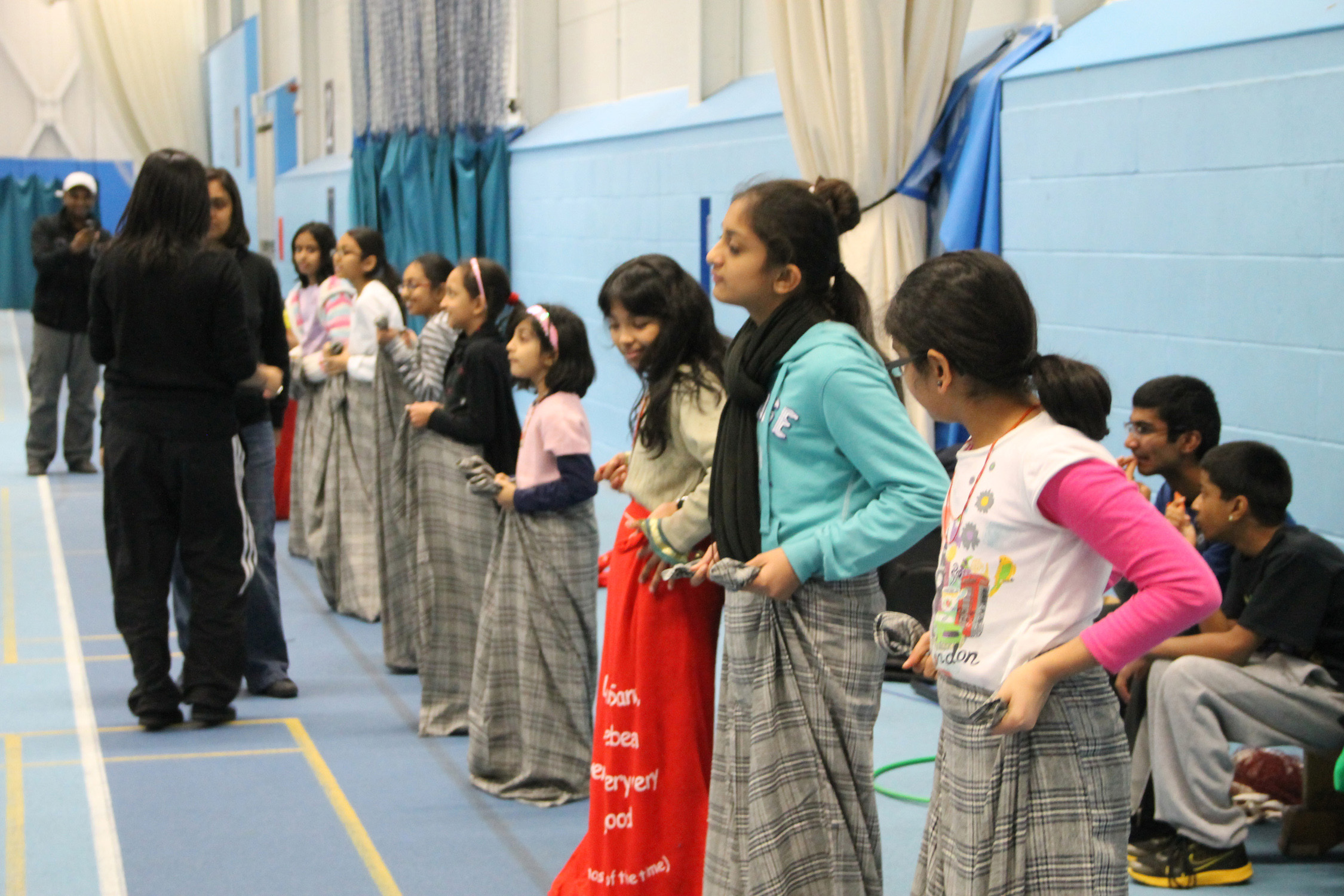 ©1987-2017 SKS Swaminarayan Temple East London