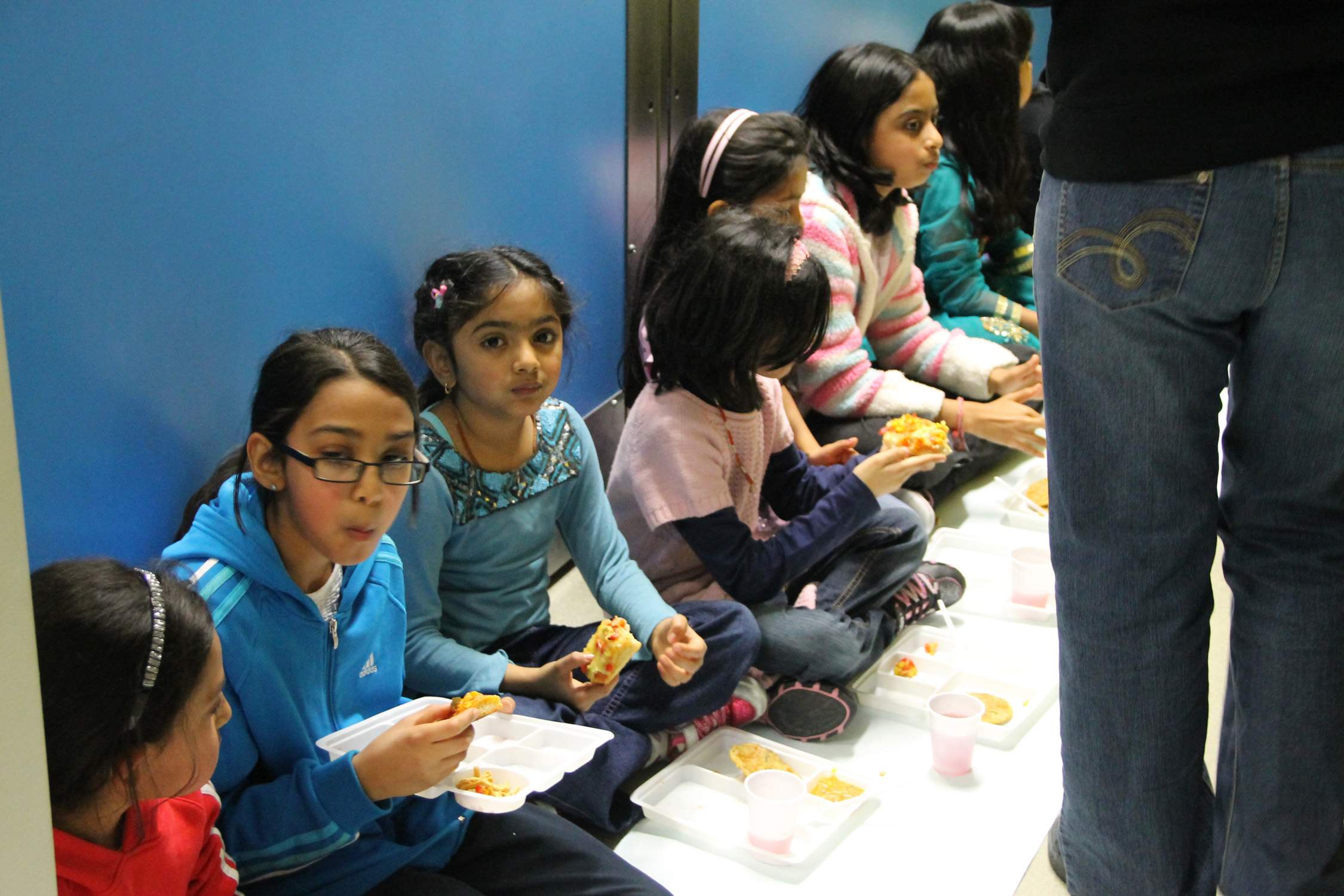 ©1987-2017 SKS Swaminarayan Temple East London