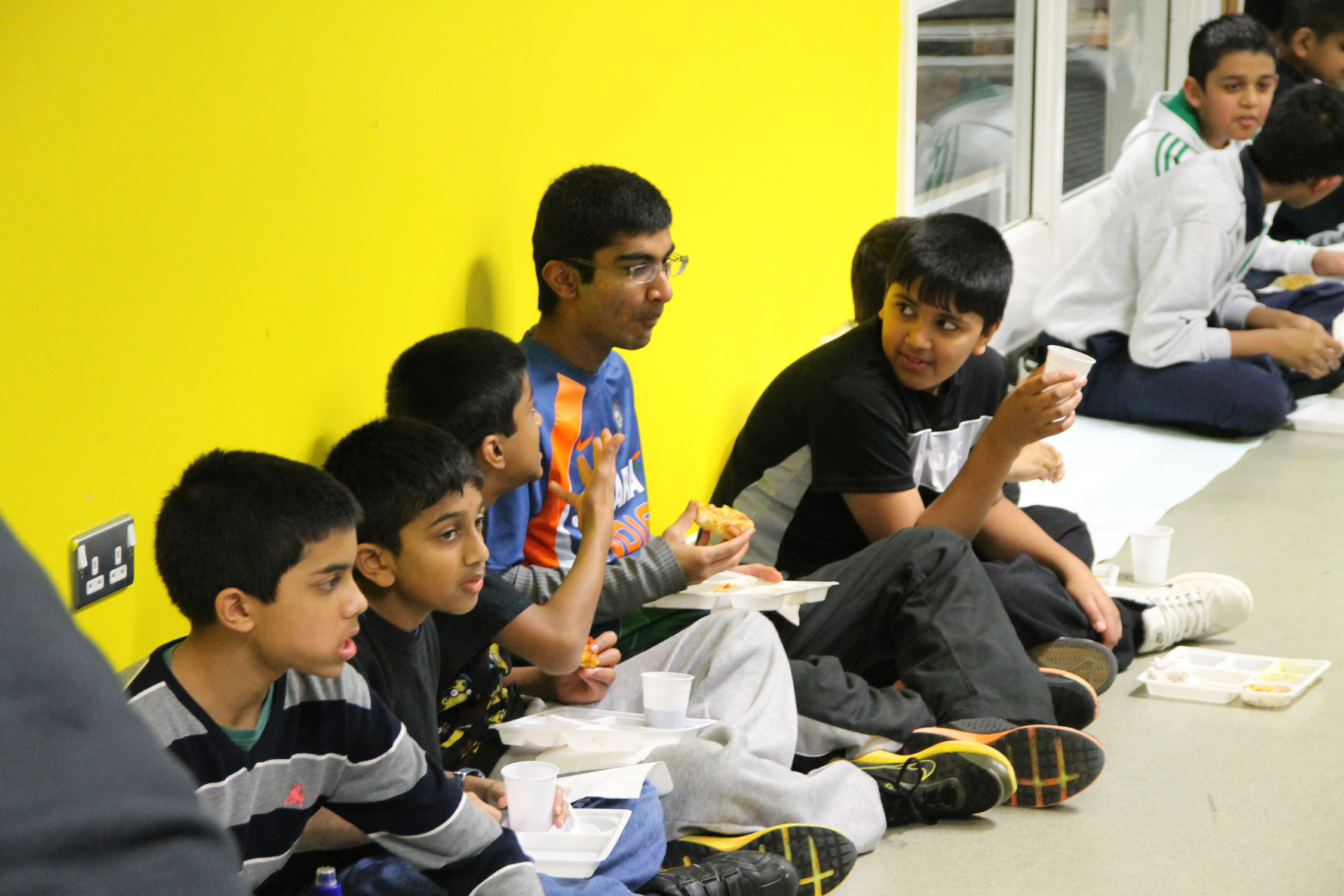 ©1987-2017 SKS Swaminarayan Temple East London
