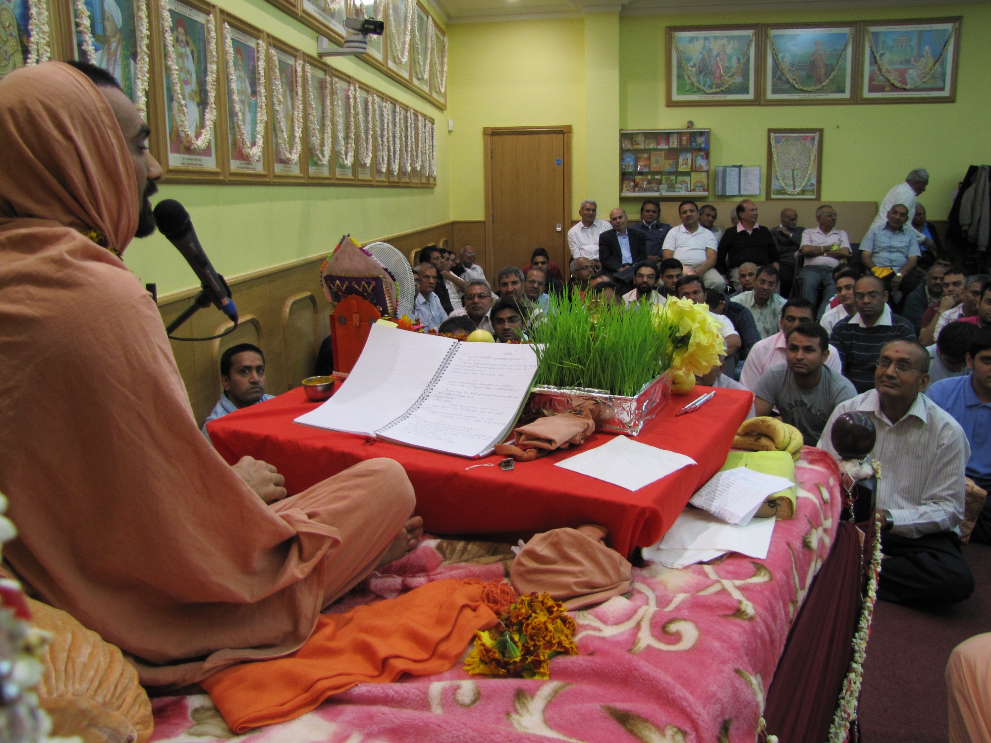IMG 3080 - ©1987-2017 SKS Swaminarayan Temple East London