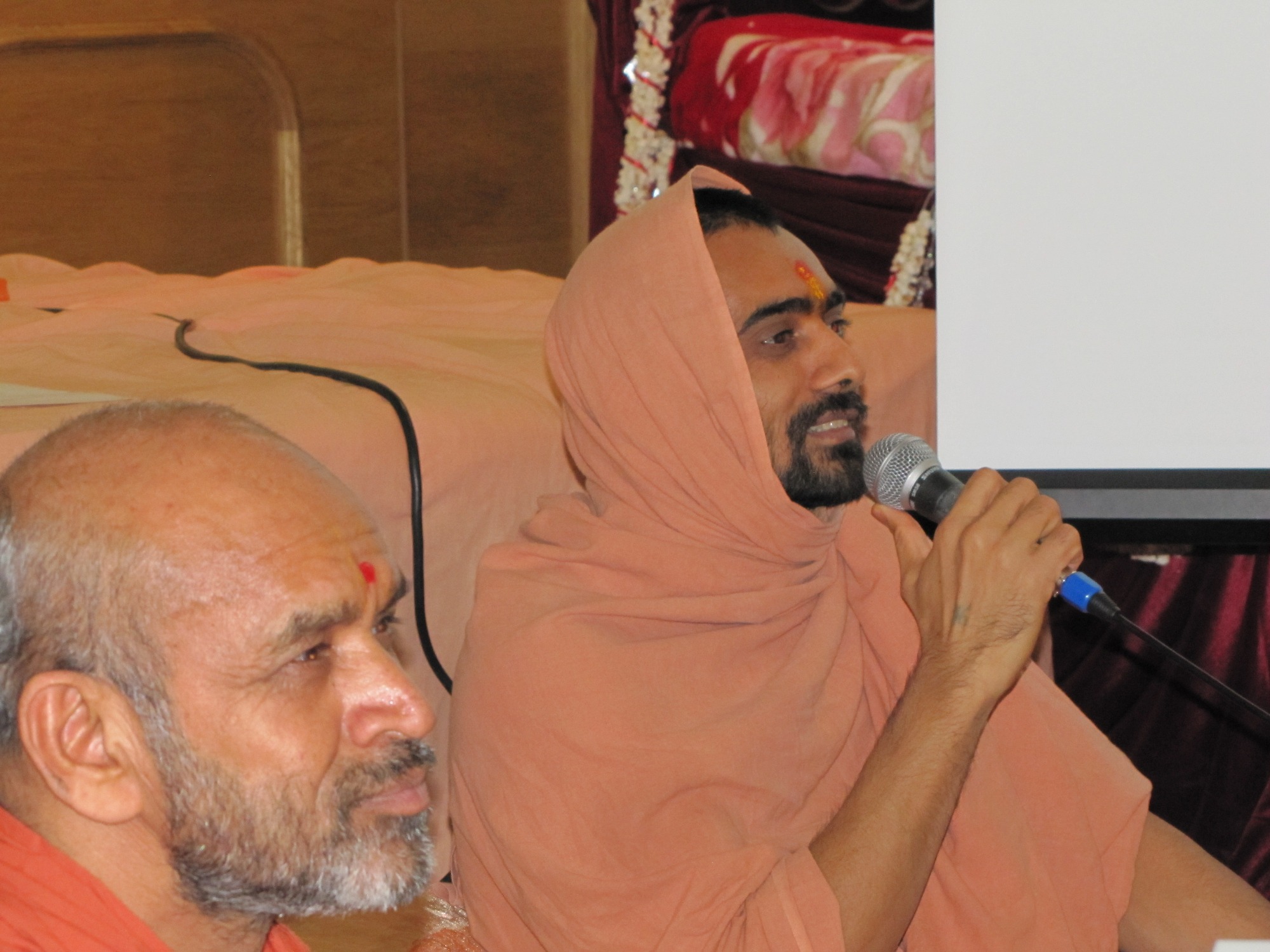 IMG 3168 - ©1987-2017 SKS Swaminarayan Temple East London