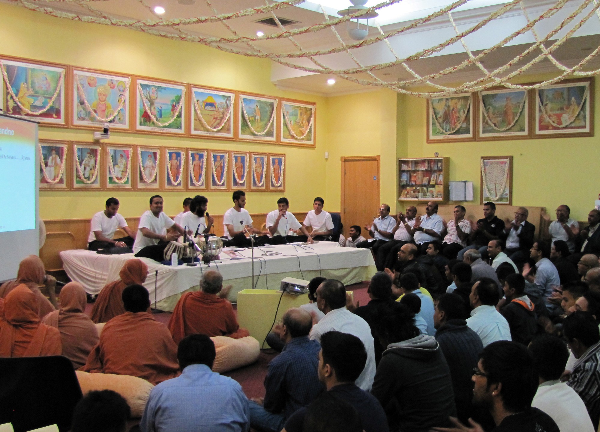 IMG 3195 - ©1987-2017 SKS Swaminarayan Temple East London