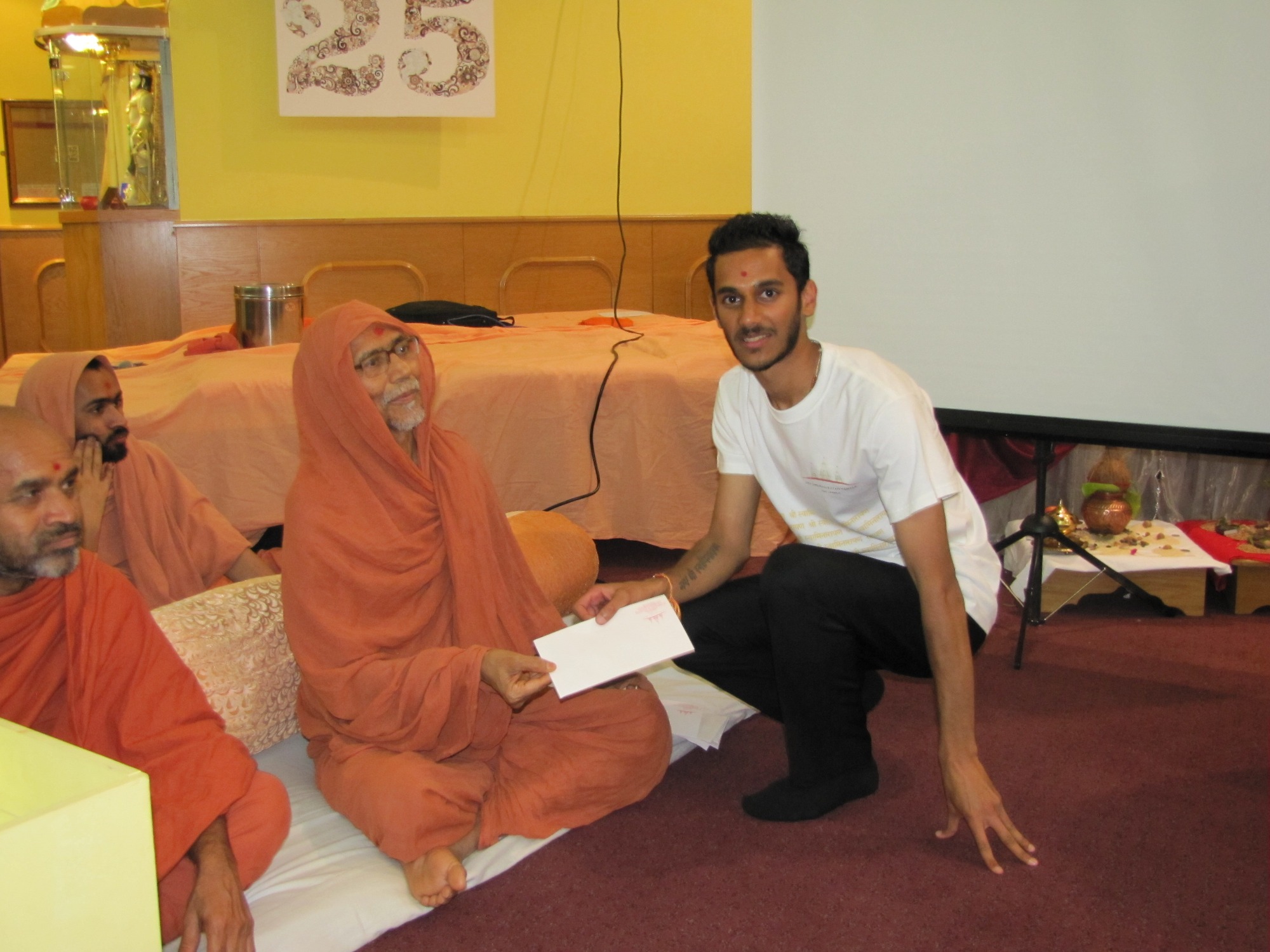 IMG 3271 - ©1987-2017 SKS Swaminarayan Temple East London