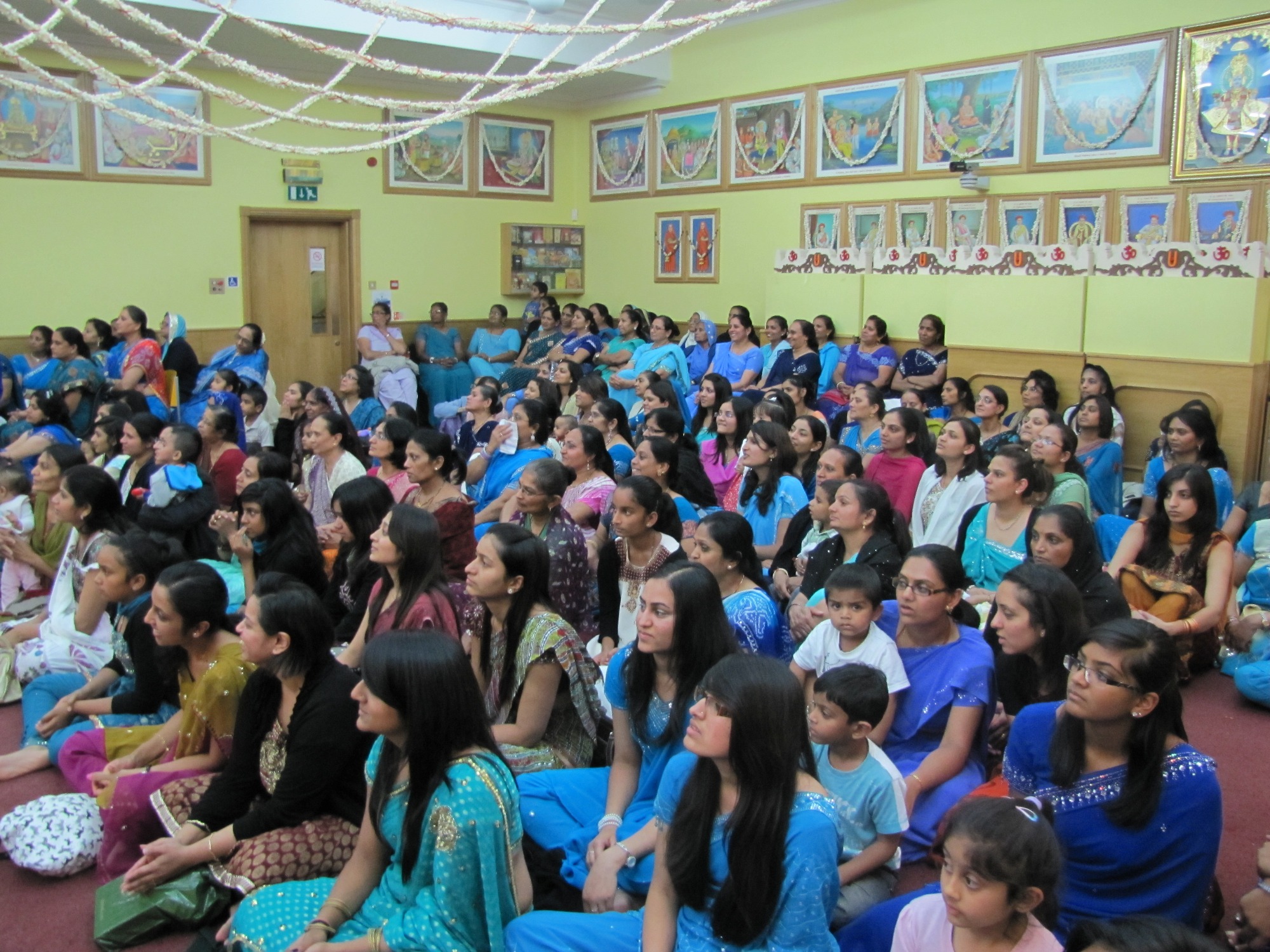 IMG 3302 - ©1987-2017 SKS Swaminarayan Temple East London