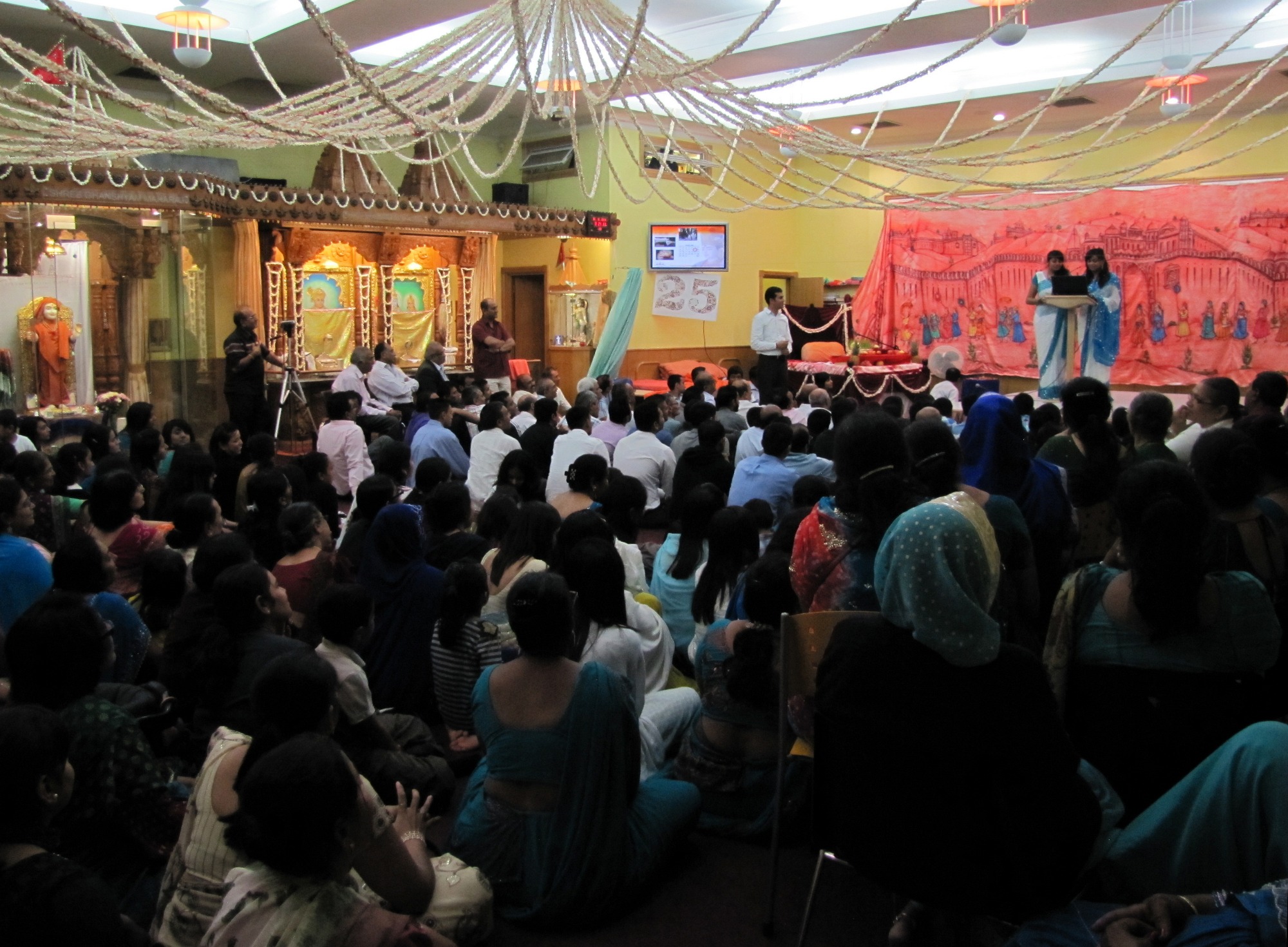 IMG 3345 - ©1987-2017 SKS Swaminarayan Temple East London