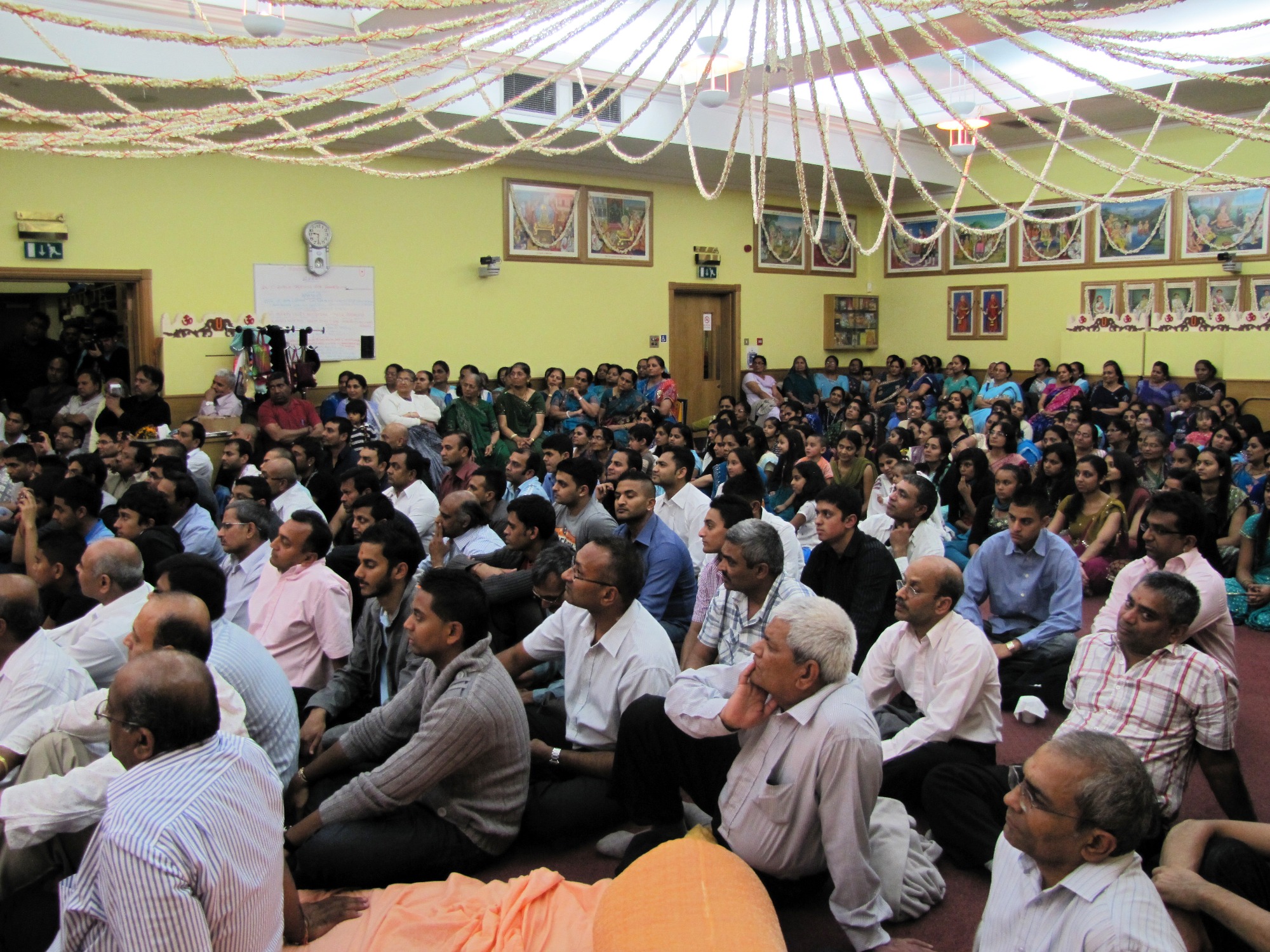 IMG 3366 - ©1987-2017 SKS Swaminarayan Temple East London