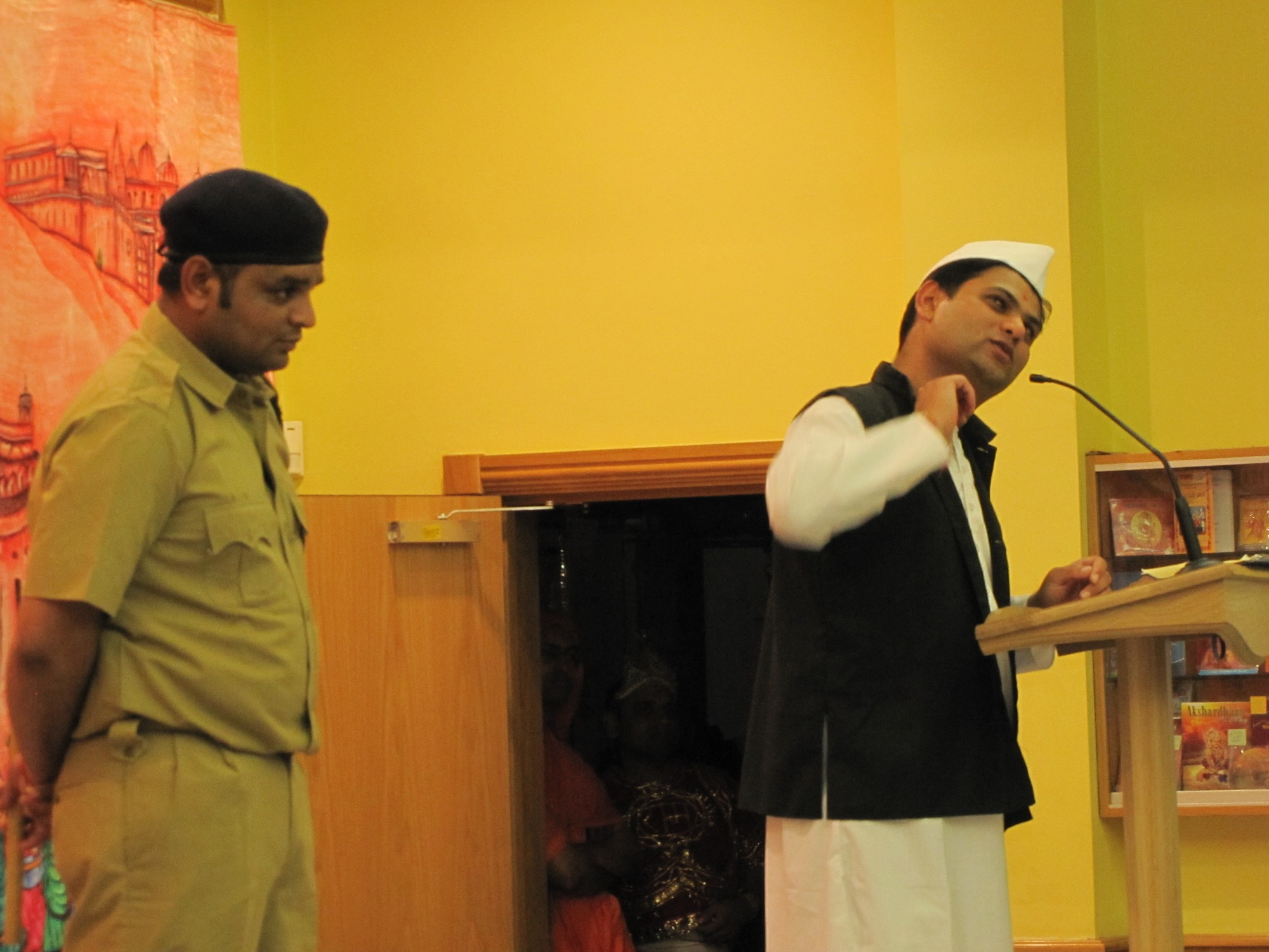 IMG 3454 - ©1987-2017 SKS Swaminarayan Temple East London