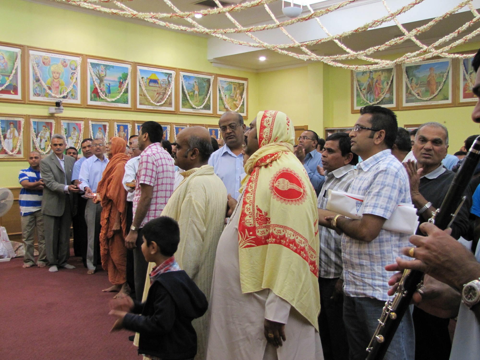 ©1987-2017 SKS Swaminarayan Temple East London