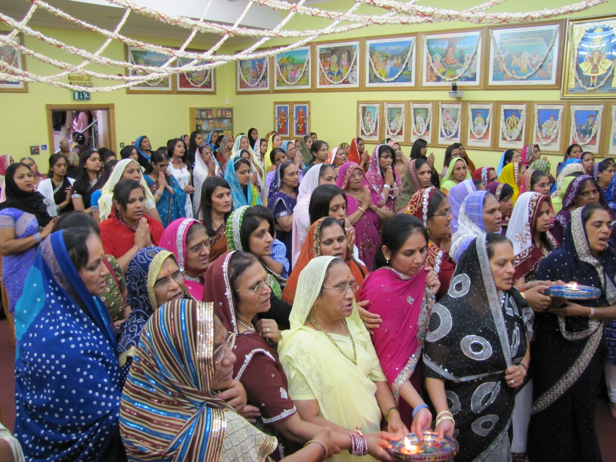 IMG 3738 - ©1987-2017 SKS Swaminarayan Temple East London