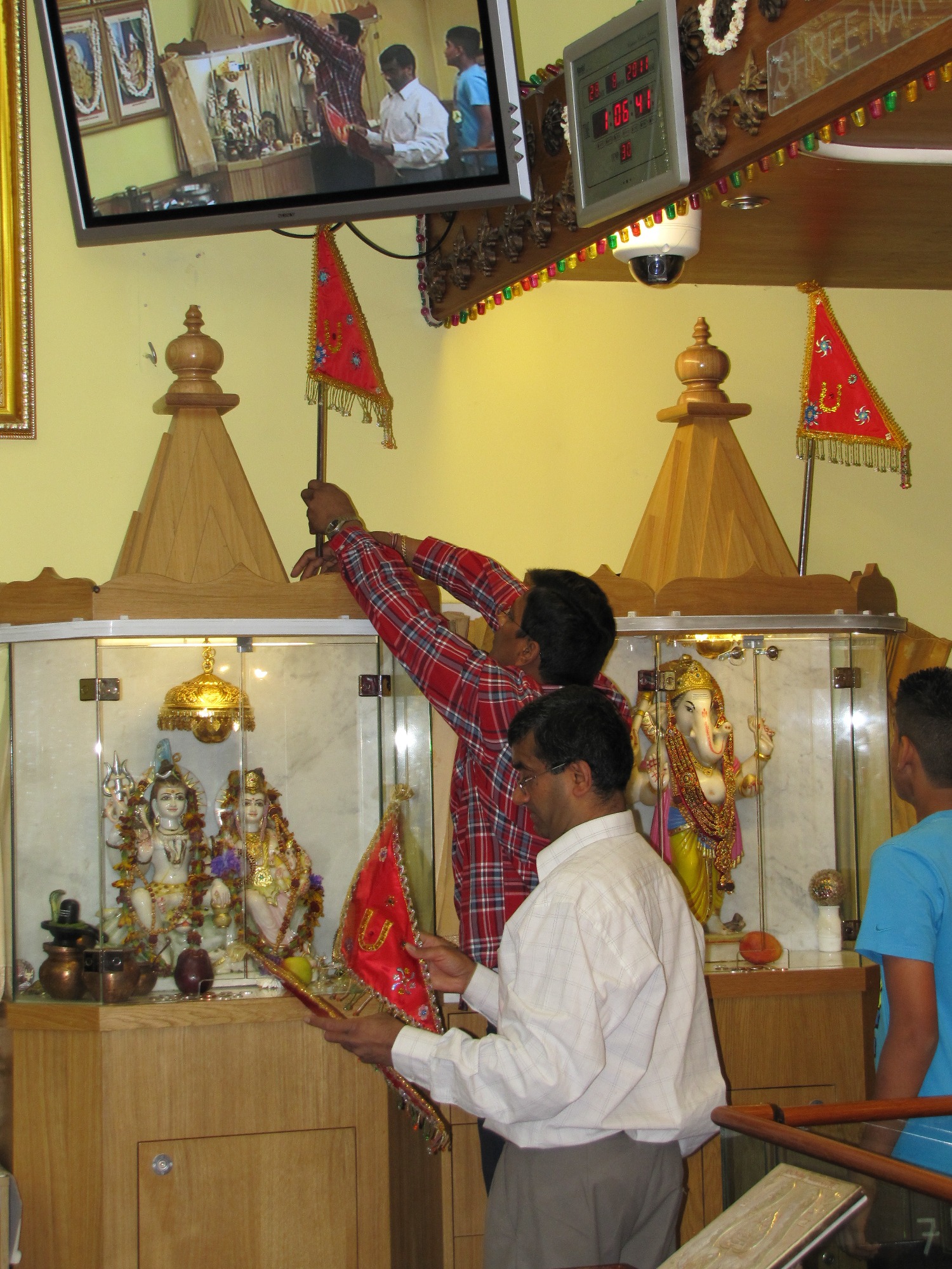 IMG 3758 - ©1987-2017 SKS Swaminarayan Temple East London