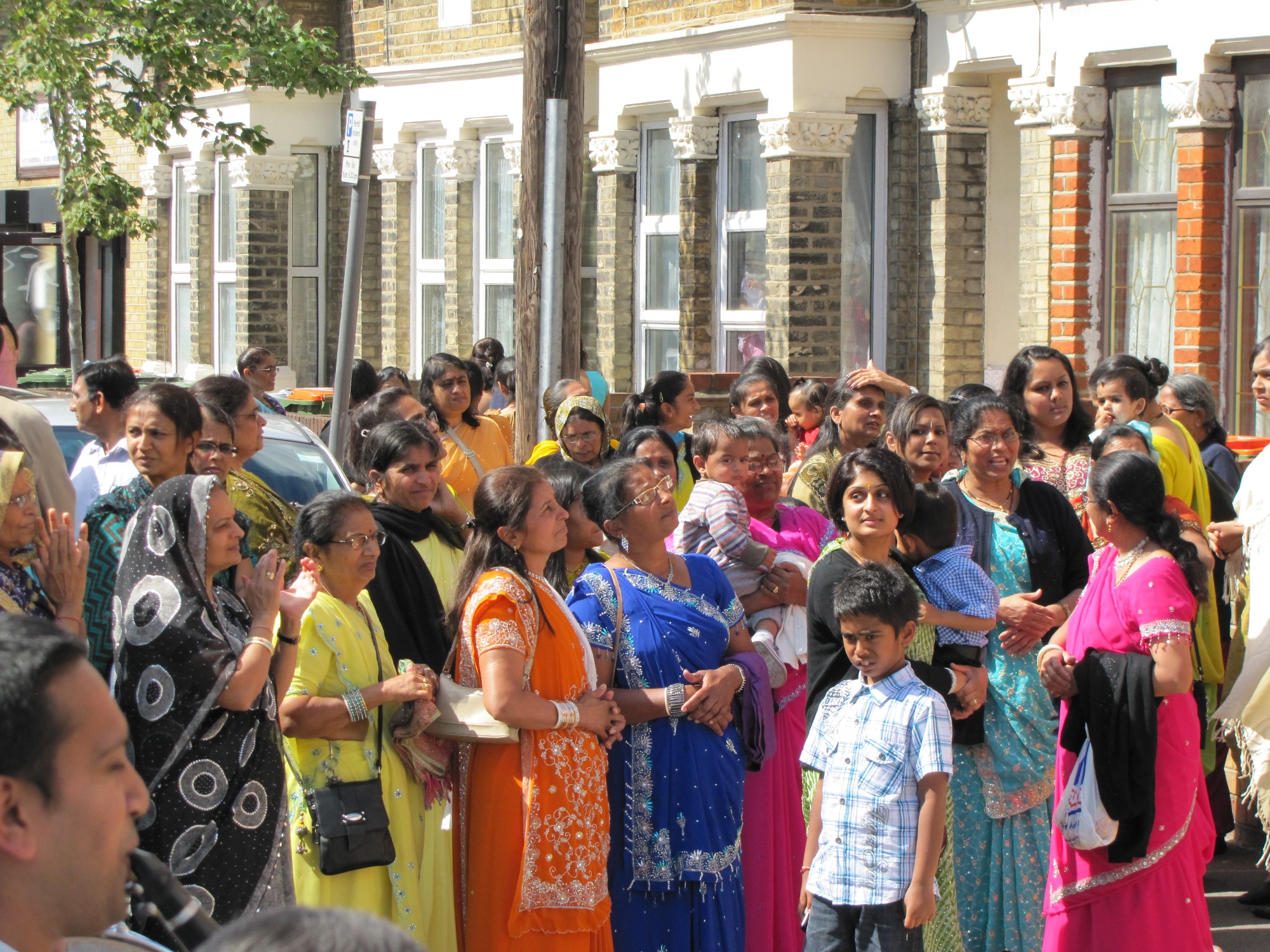 ©1987-2017 SKS Swaminarayan Temple East London
