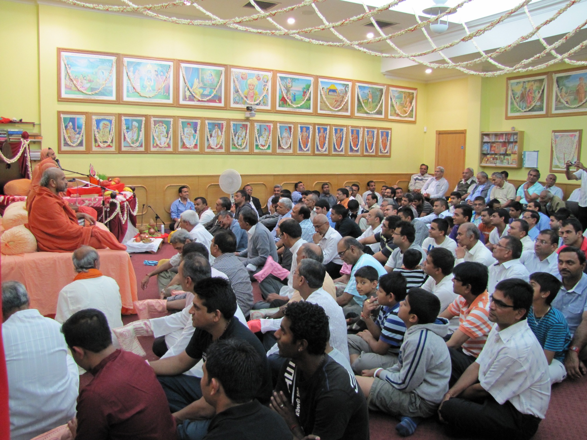 ©1987-2017 SKS Swaminarayan Temple East London