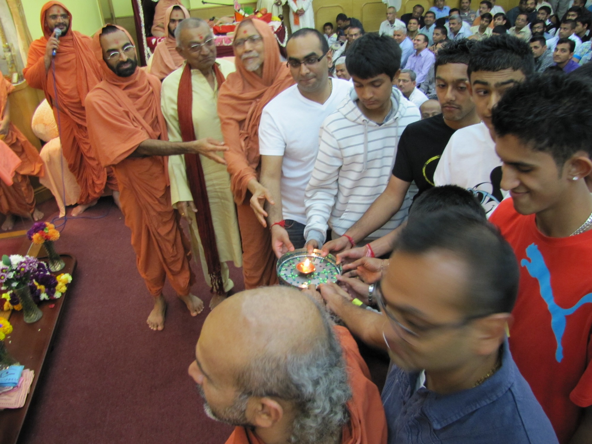 ©1987-2017 SKS Swaminarayan Temple East London