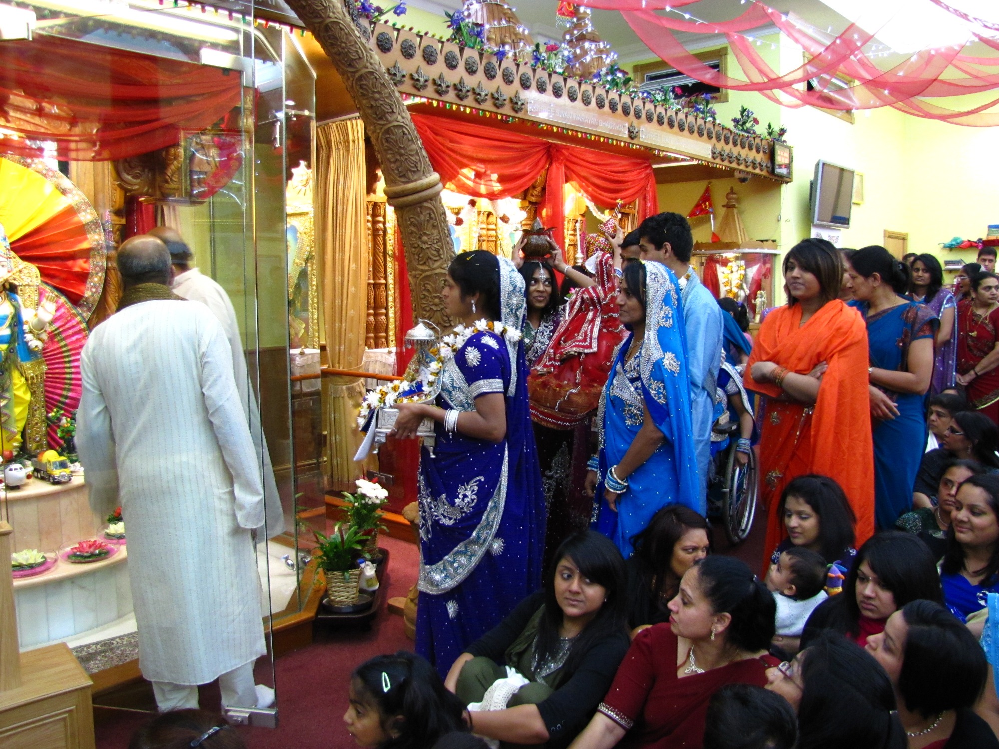 IMG 0071 - ©1987-2017 SKS Swaminarayan Temple East London
