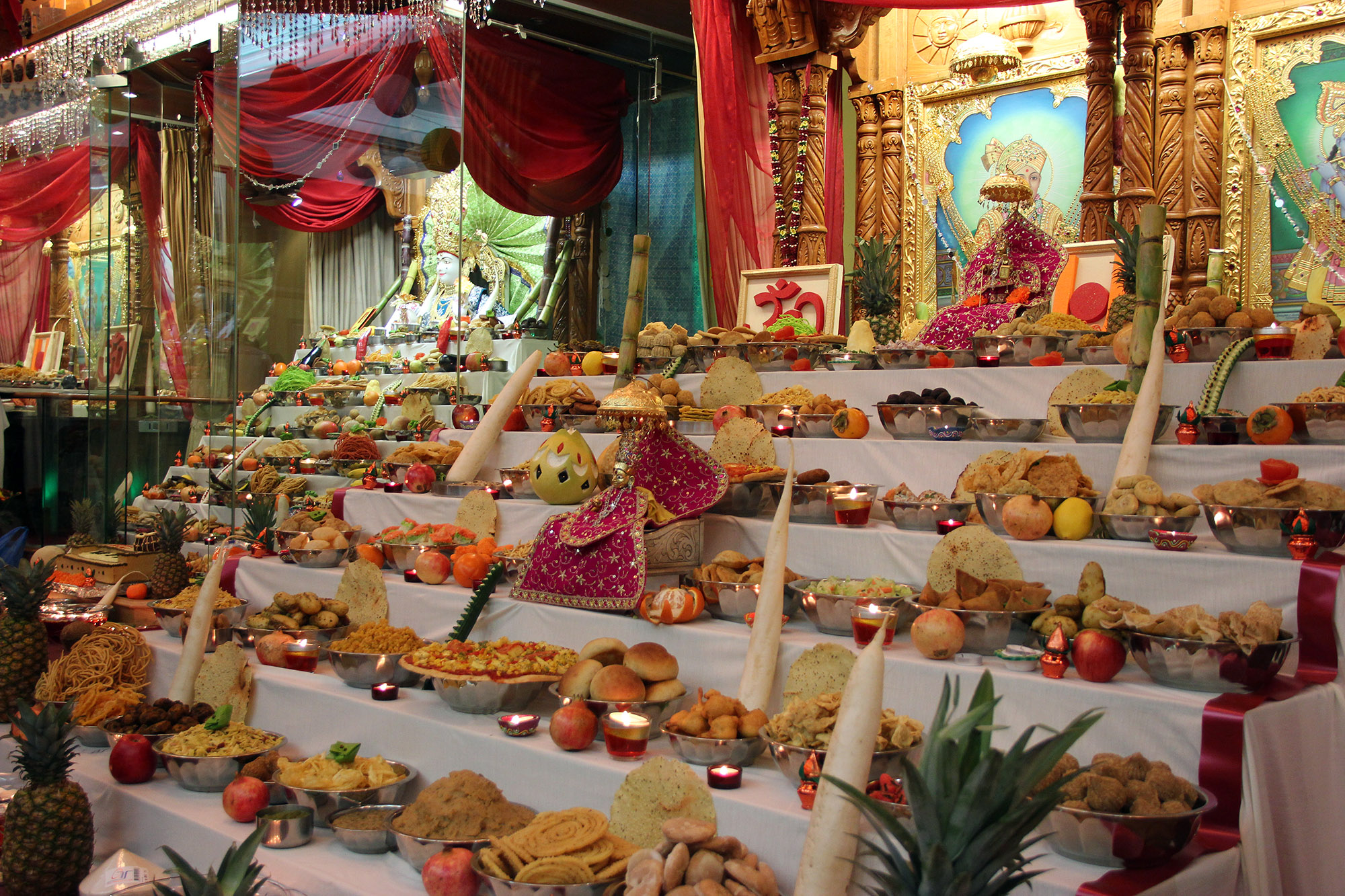 ©1987-2017 SKS Swaminarayan Temple East London