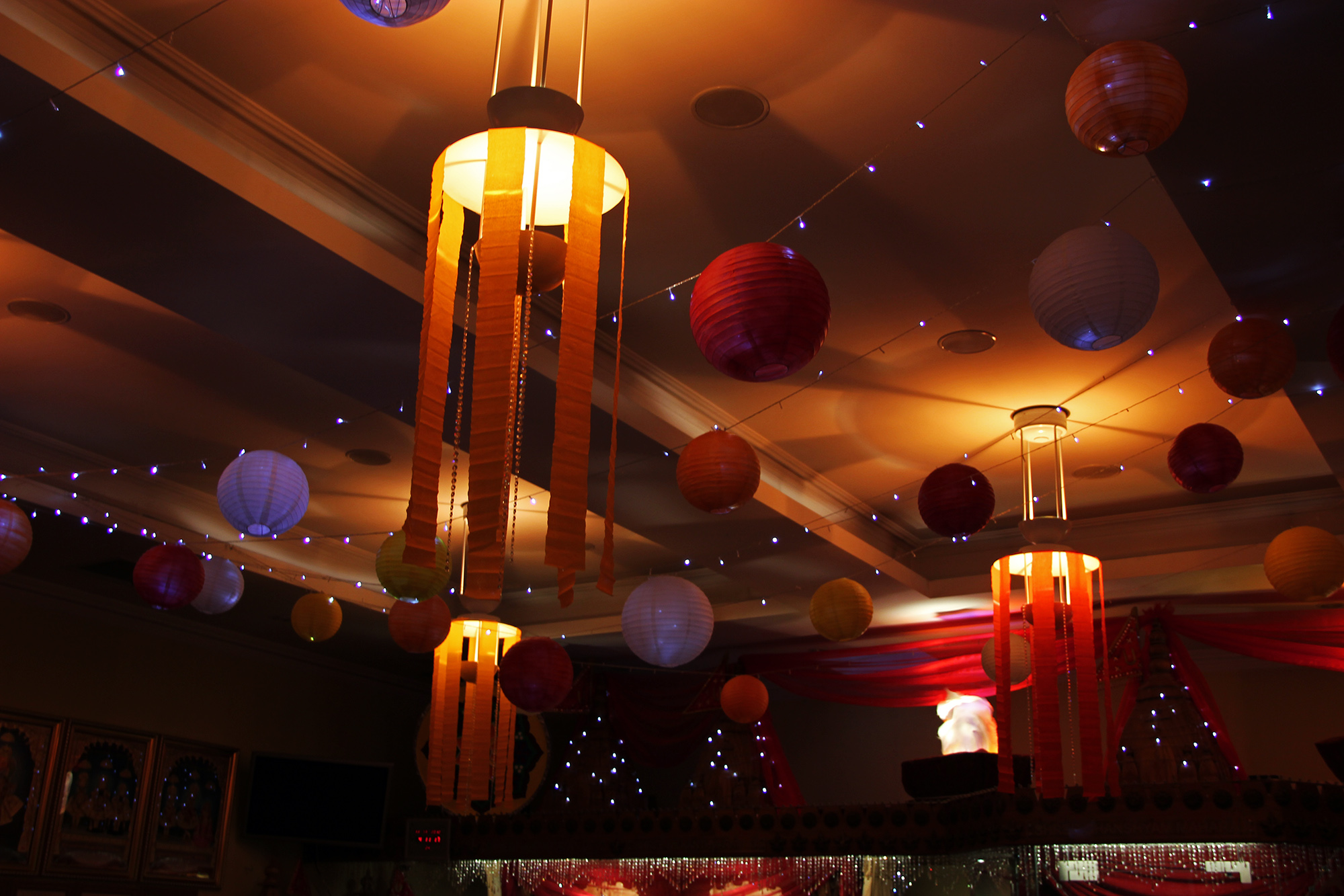 005 - ©1987-2017 SKS Swaminarayan Temple East London