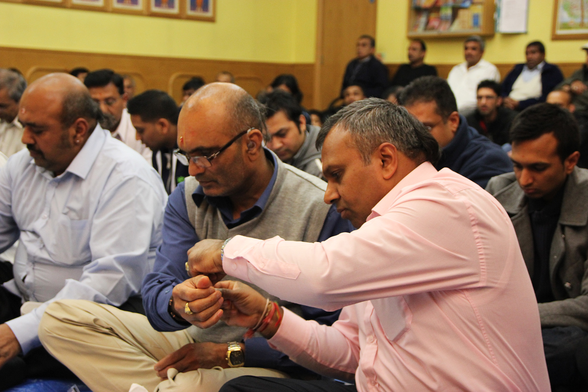 ©1987-2017 SKS Swaminarayan Temple East London