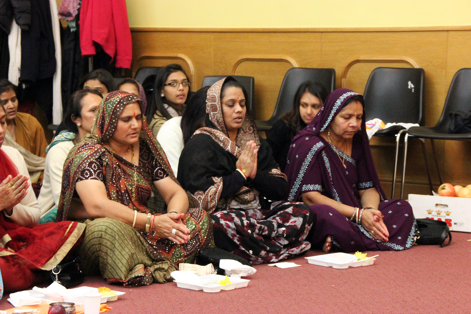 ©1987-2017 SKS Swaminarayan Temple East London