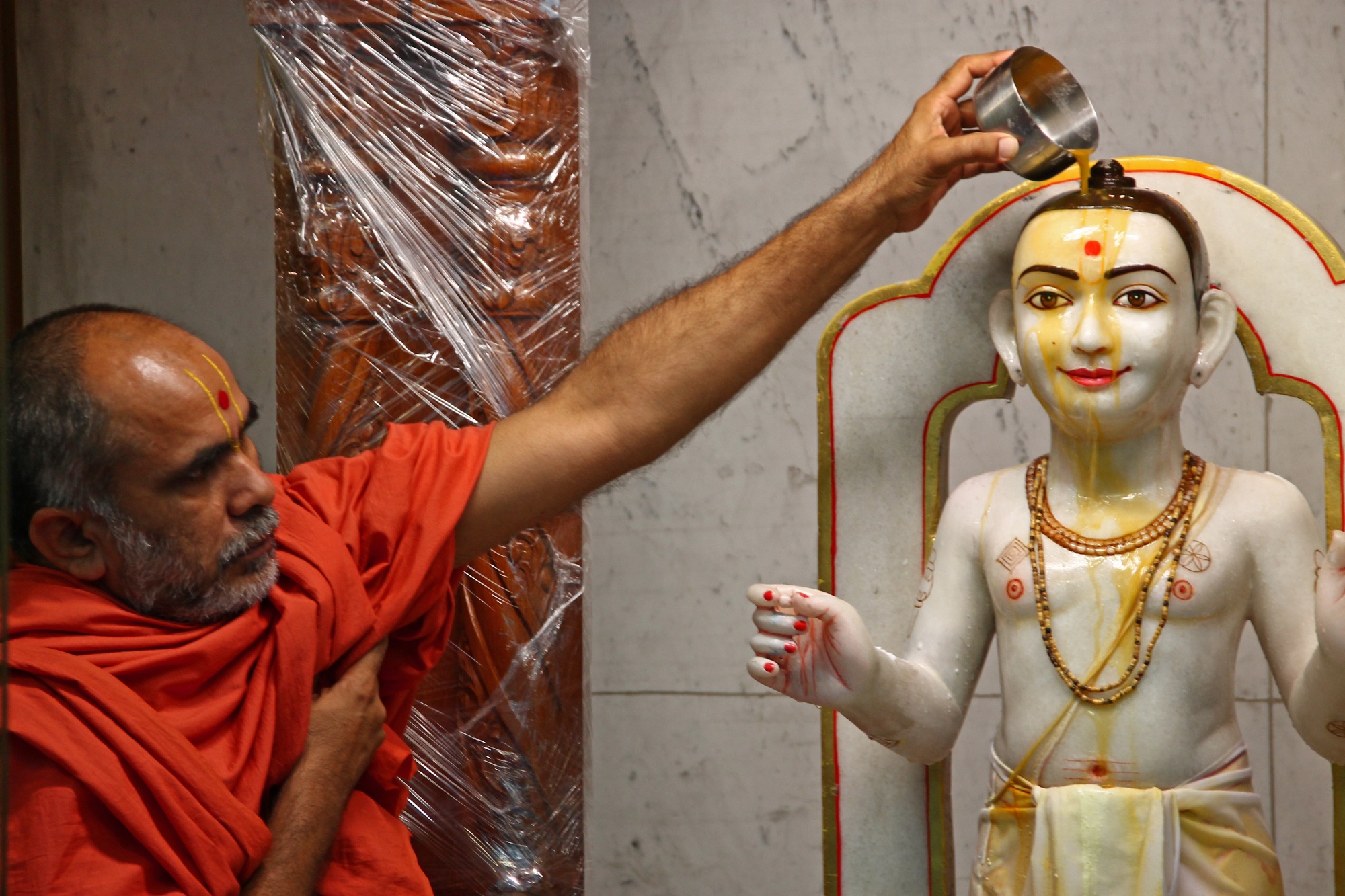 ©1987-2017 SKS Swaminarayan Temple East London