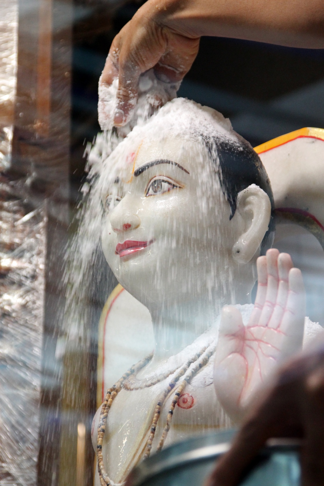 ©1987-2017 SKS Swaminarayan Temple East London