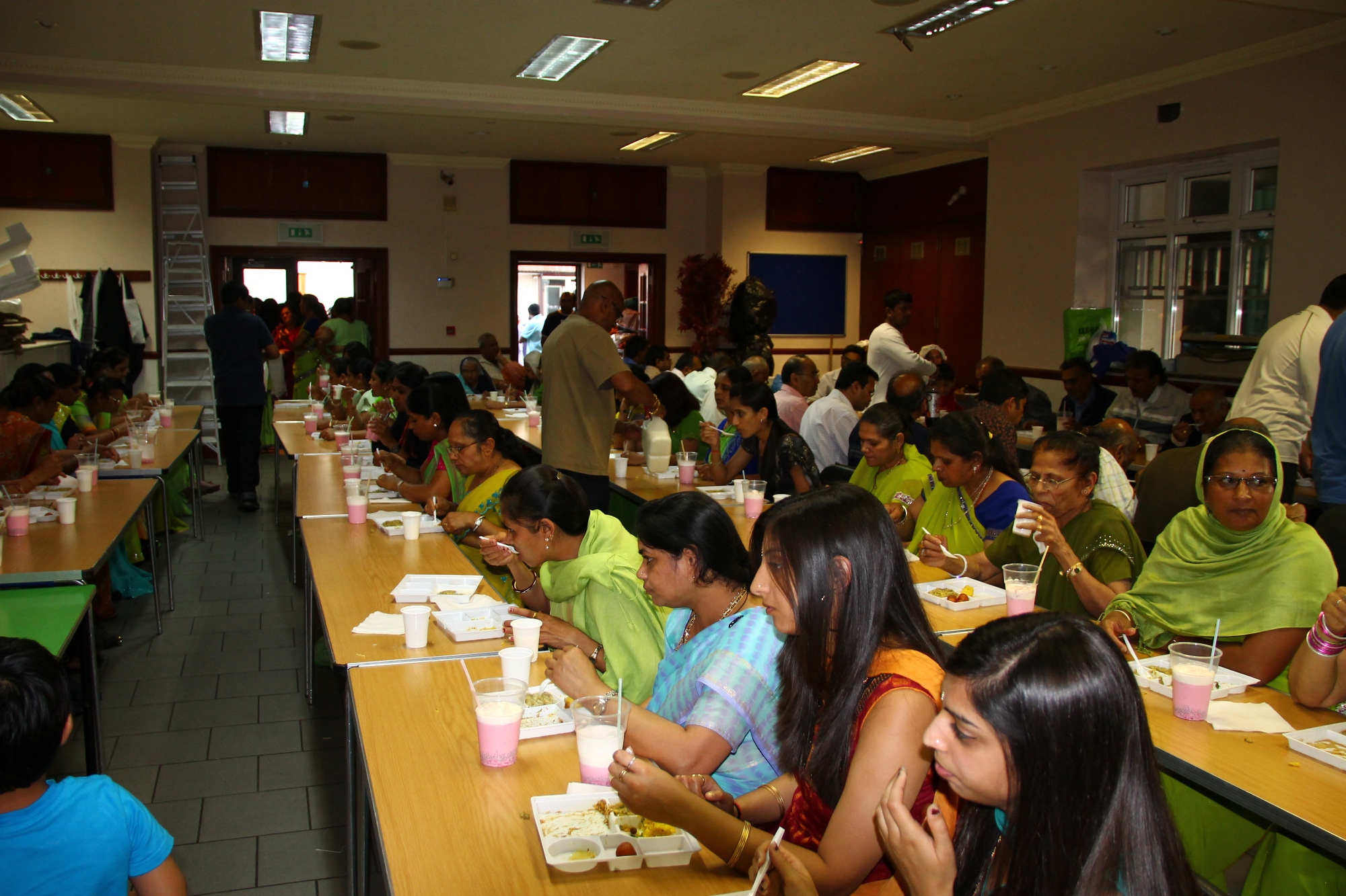 ©1987-2017 SKS Swaminarayan Temple East London