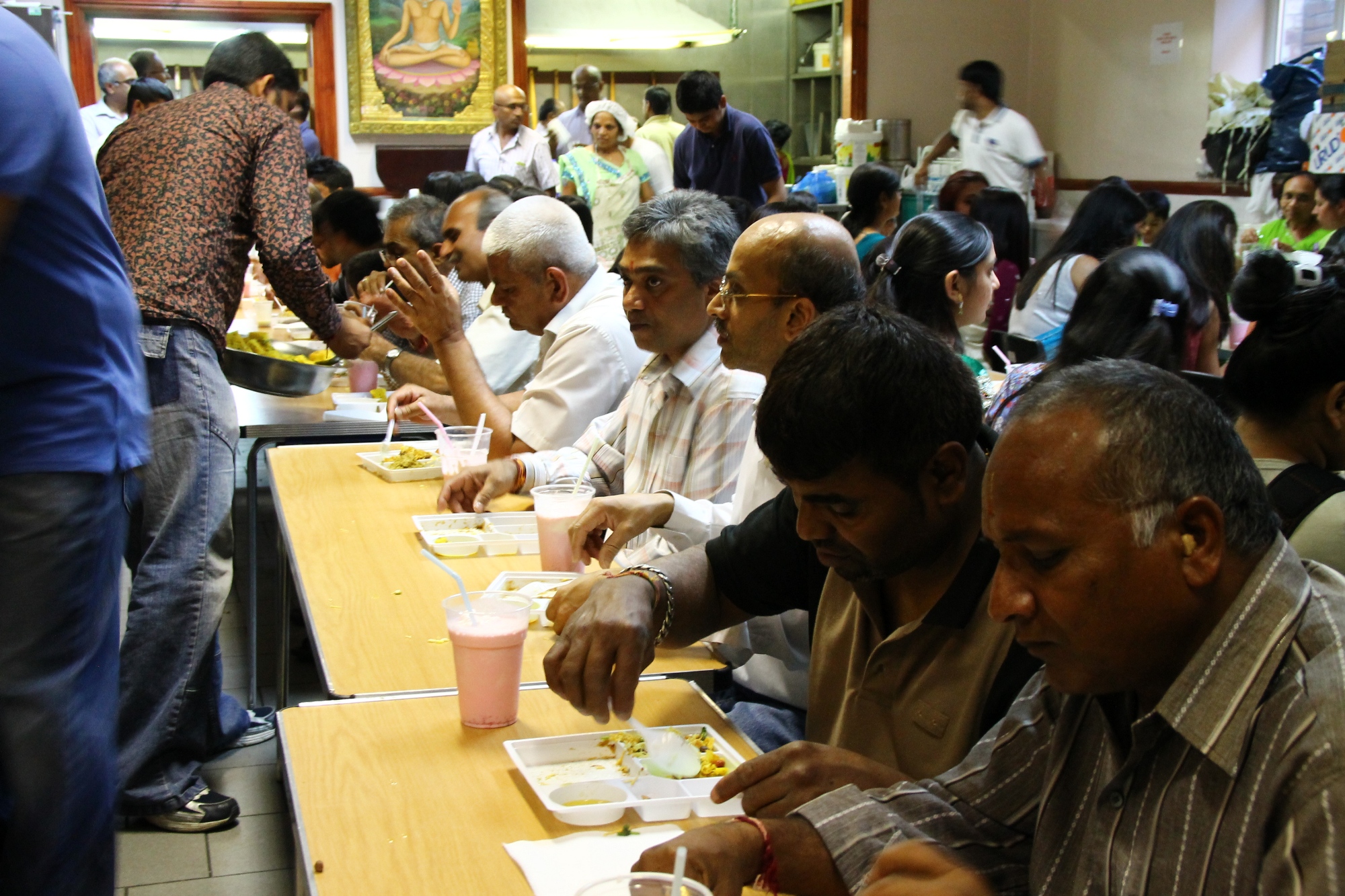 ©1987-2017 SKS Swaminarayan Temple East London