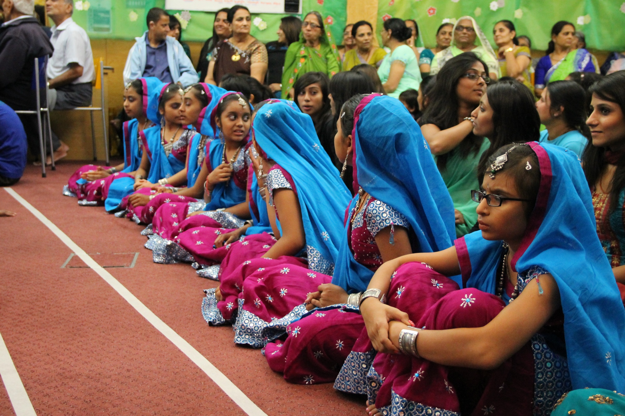 ©1987-2017 SKS Swaminarayan Temple East London
