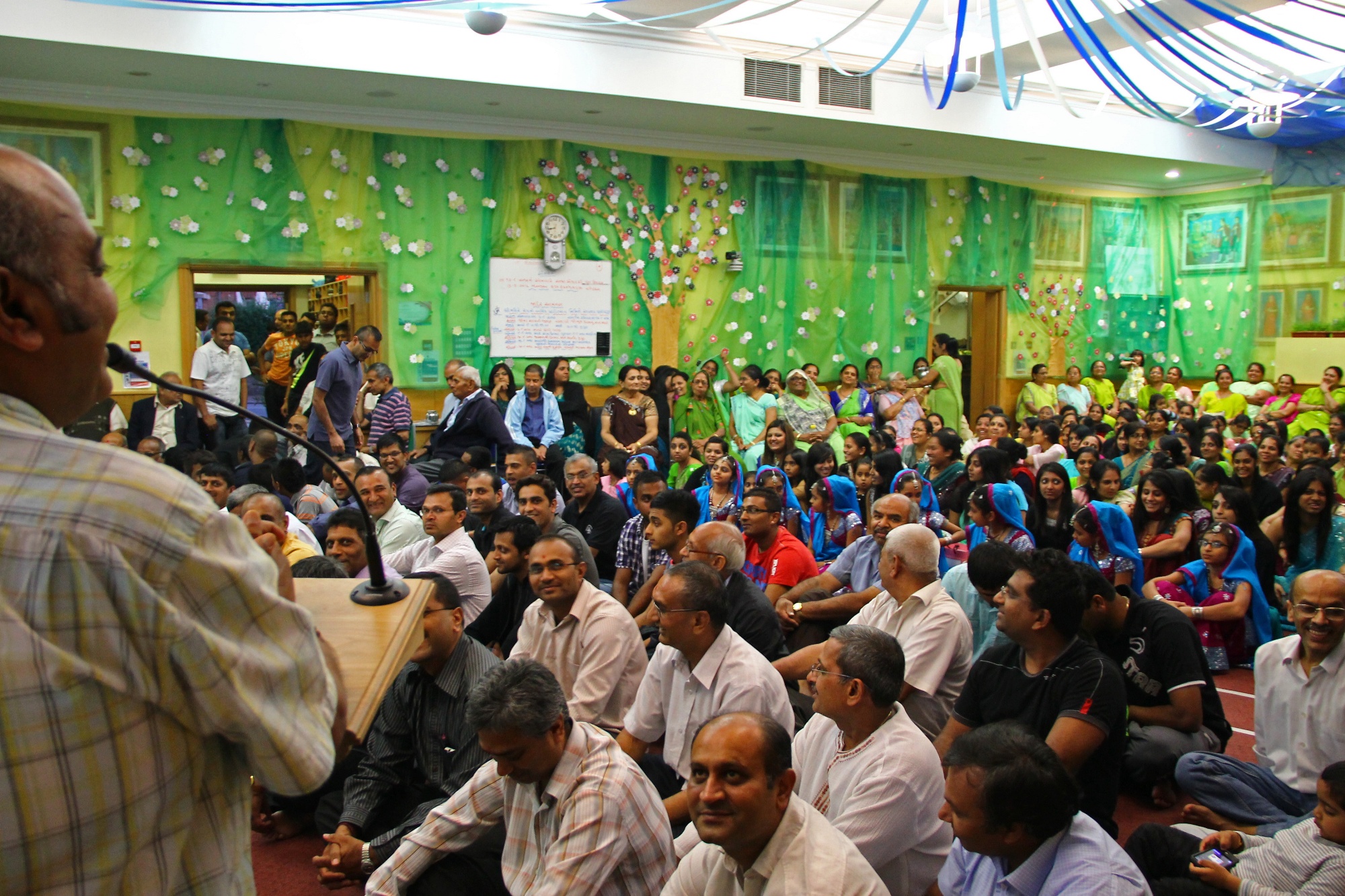 ©1987-2017 SKS Swaminarayan Temple East London