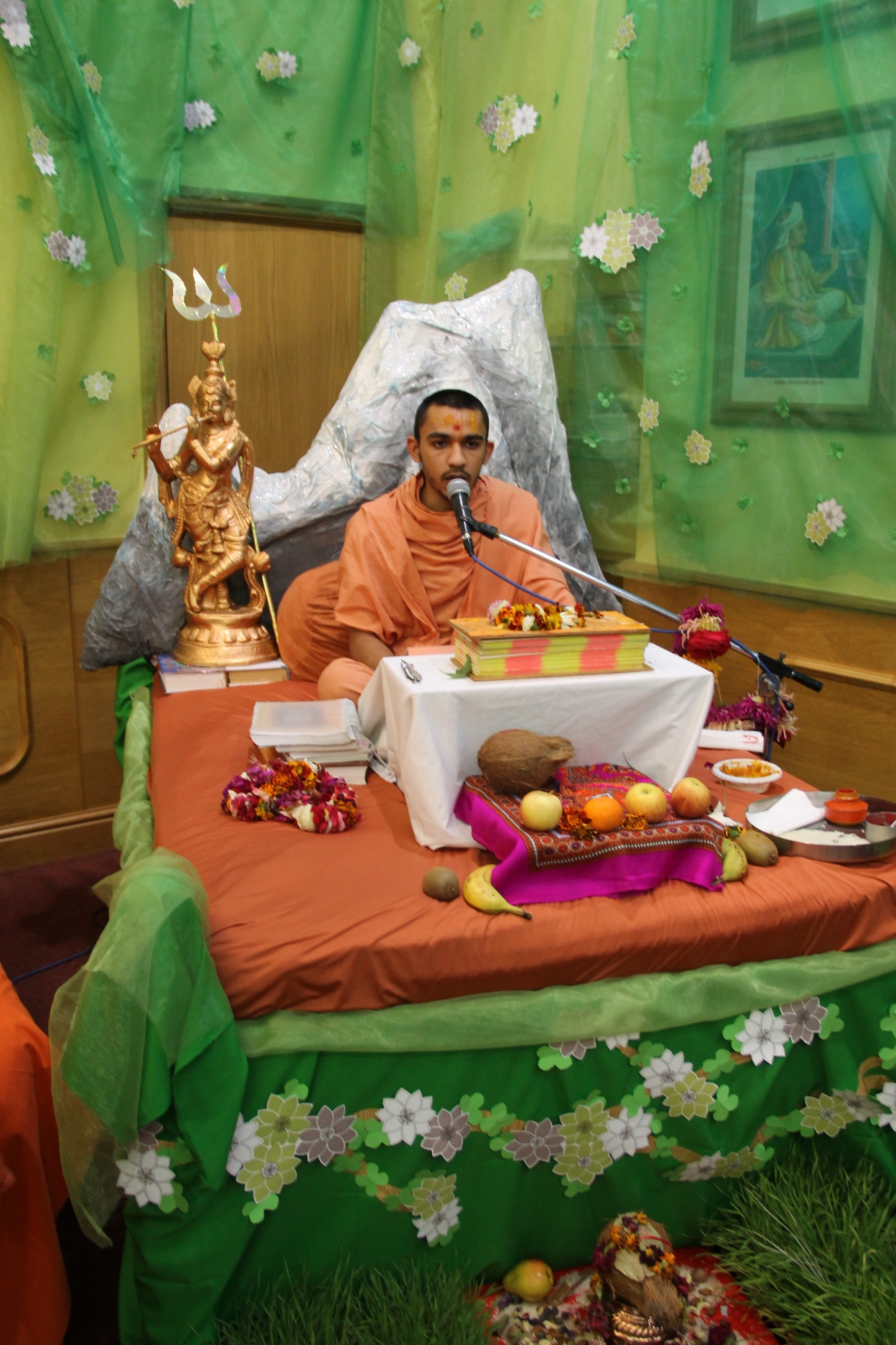 ©1987-2017 SKS Swaminarayan Temple East London