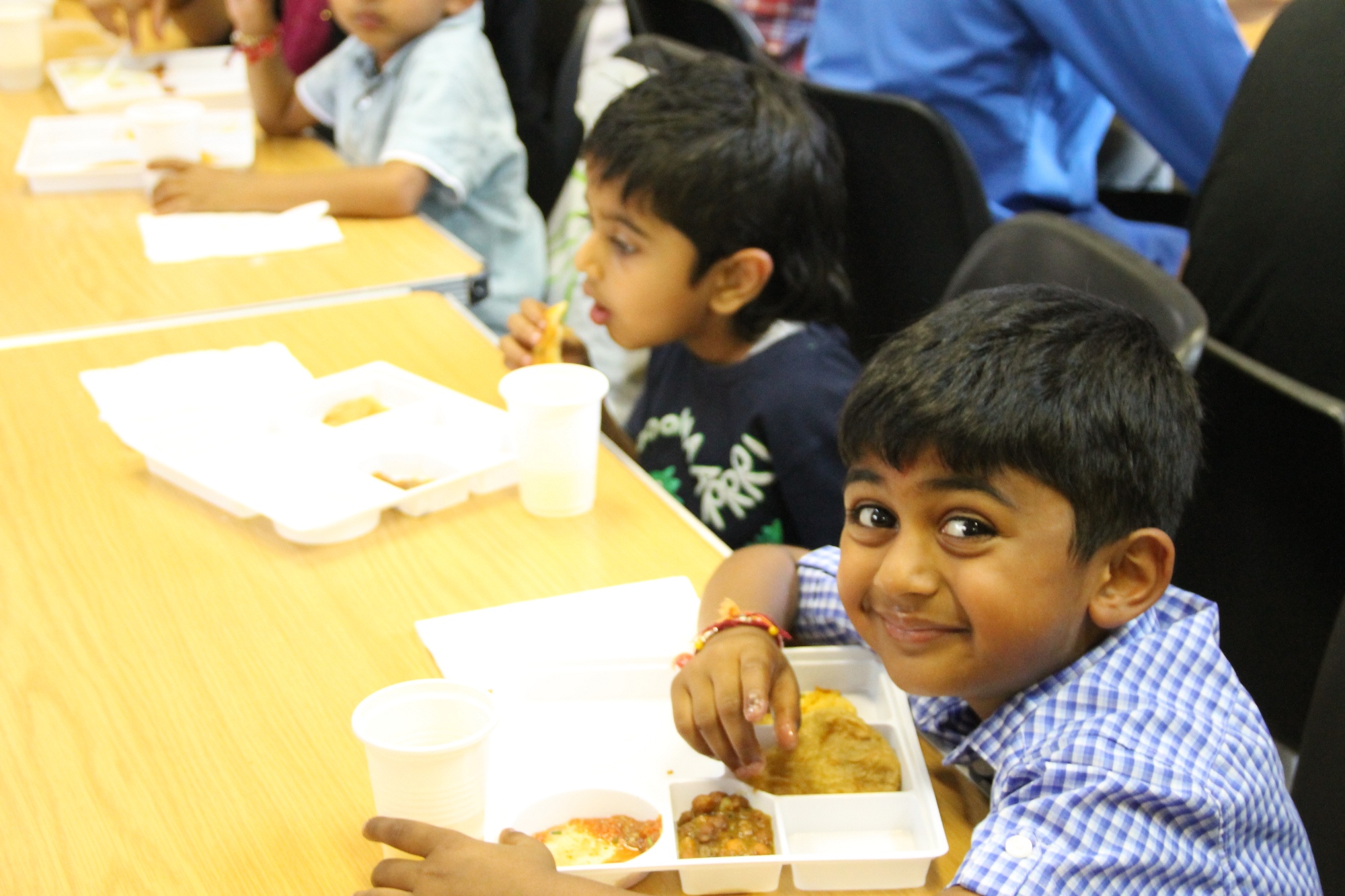 ©1987-2017 SKS Swaminarayan Temple East London