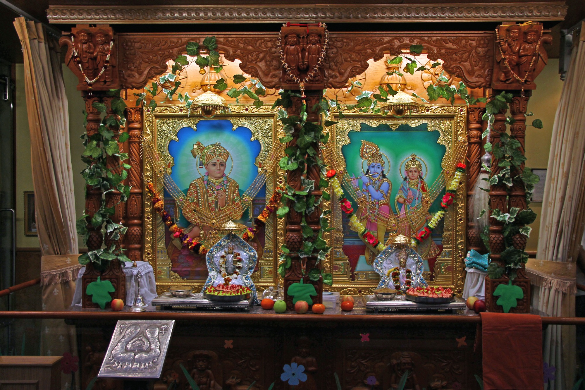 004 - ©1987-2017 SKS Swaminarayan Temple East London