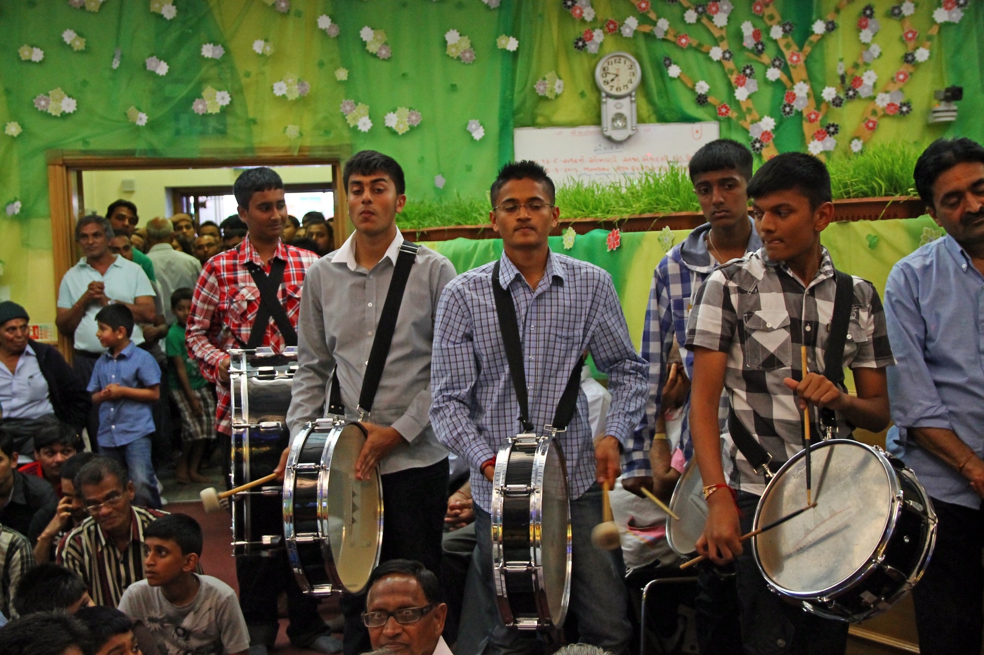 017 - ©1987-2017 SKS Swaminarayan Temple East London