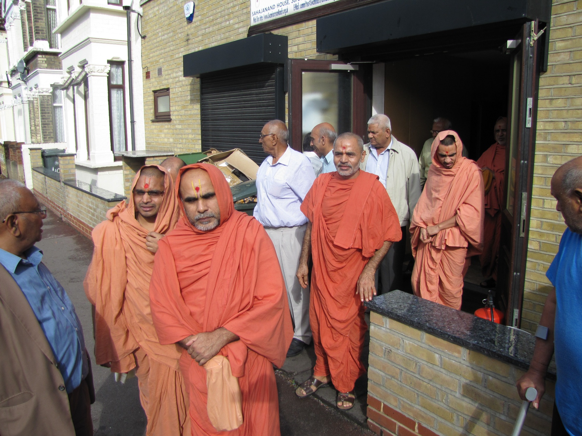 ©1987-2017 SKS Swaminarayan Temple East London