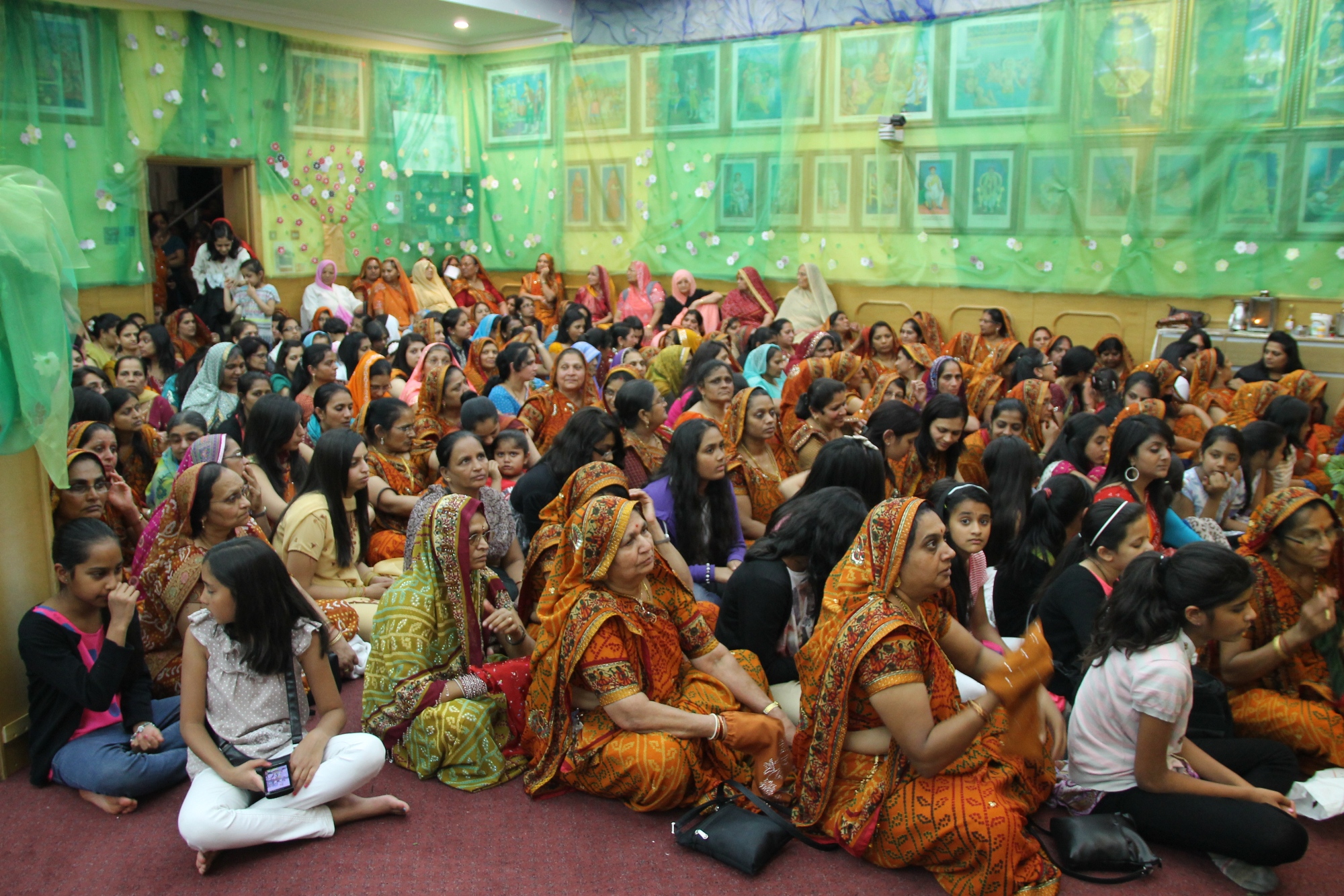 IMG 6999 - ©1987-2017 SKS Swaminarayan Temple East London