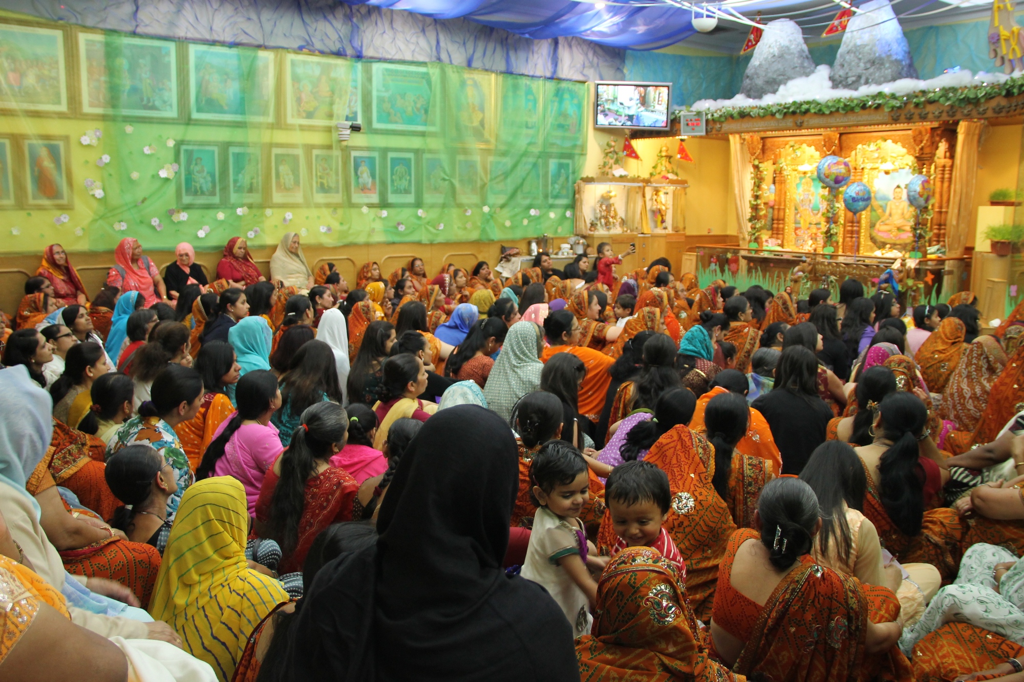 IMG 7008 - ©1987-2017 SKS Swaminarayan Temple East London
