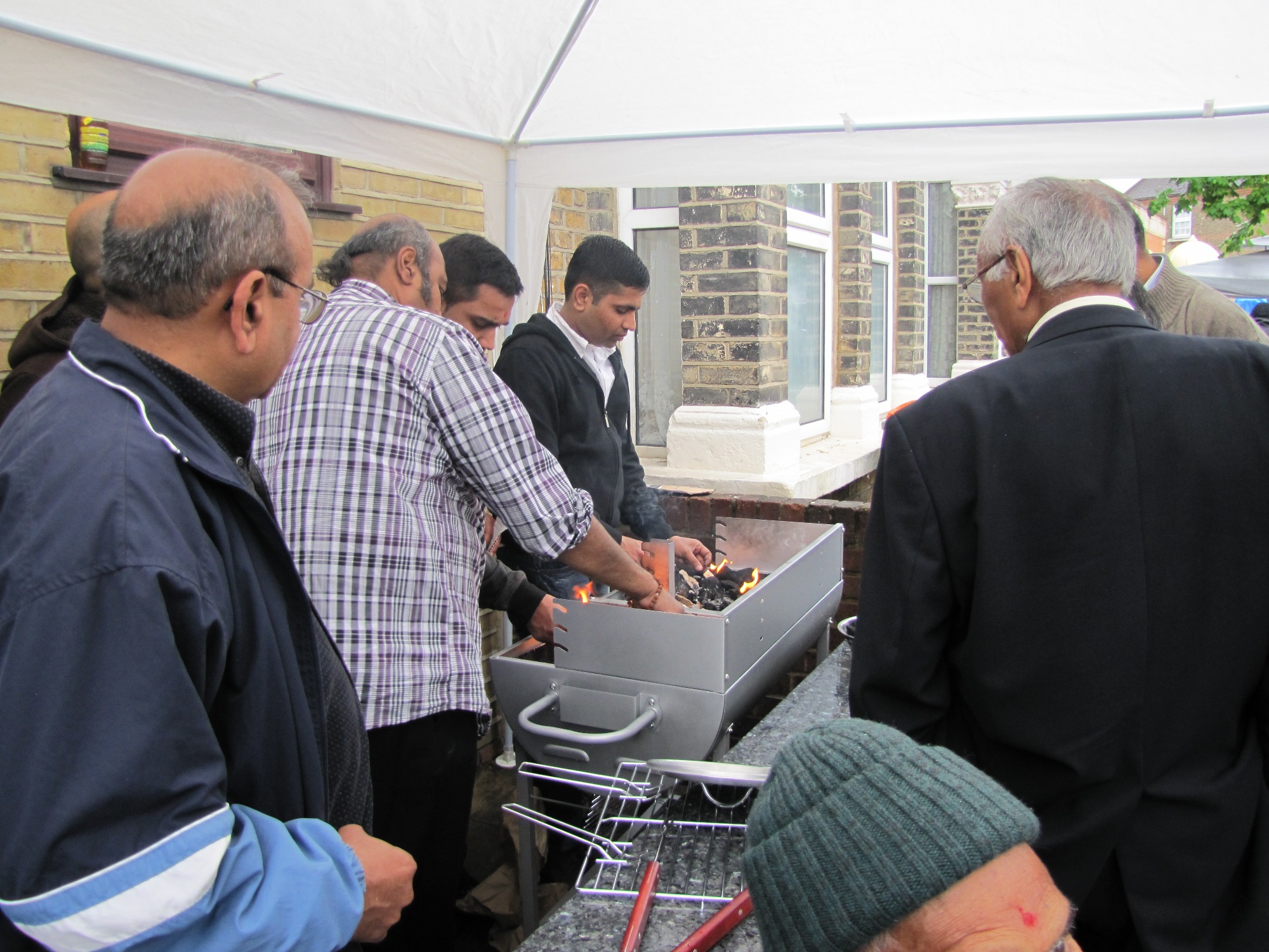 ©1987-2017 SKS Swaminarayan Temple East London