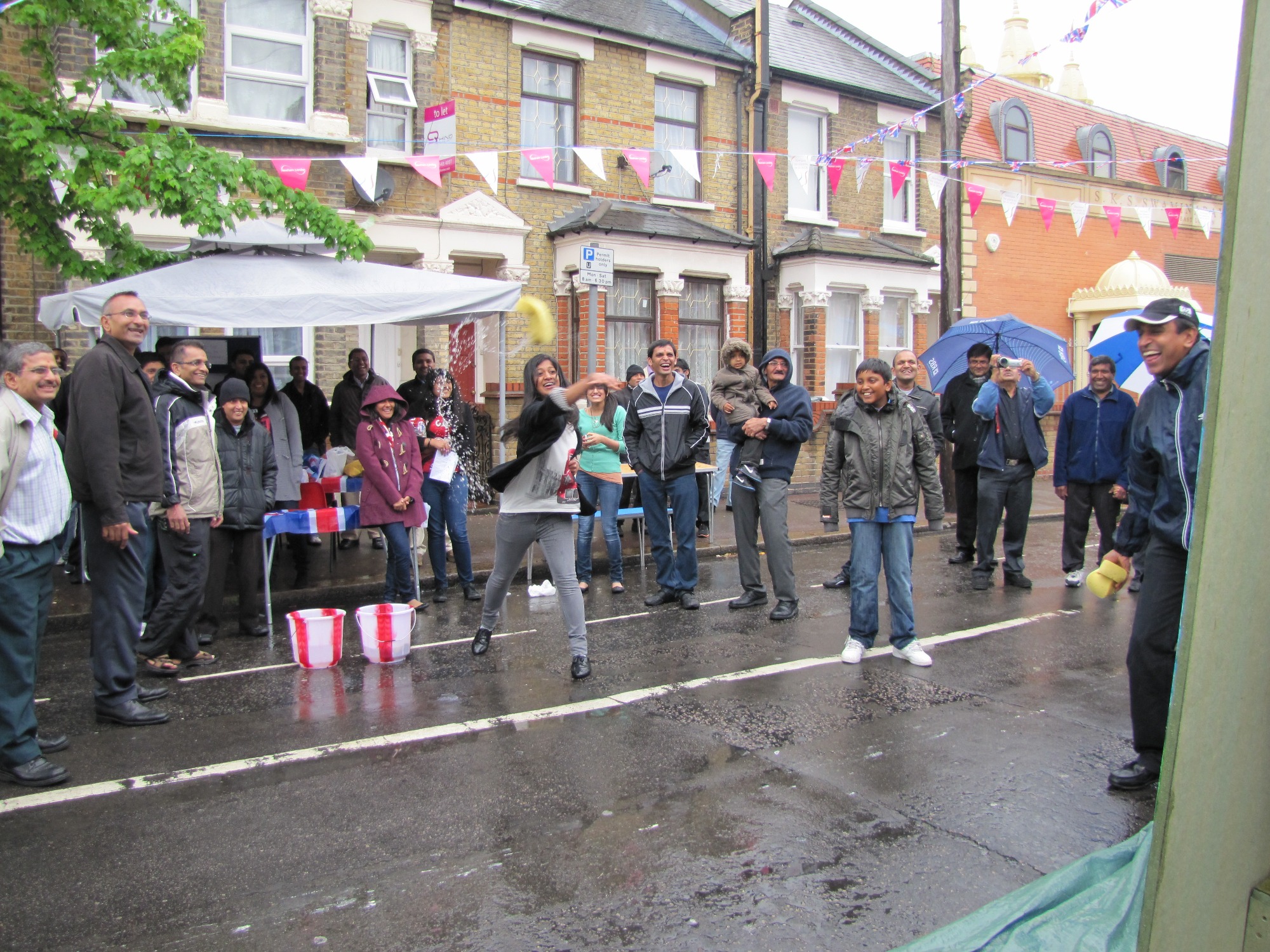 ©1987-2017 SKS Swaminarayan Temple East London