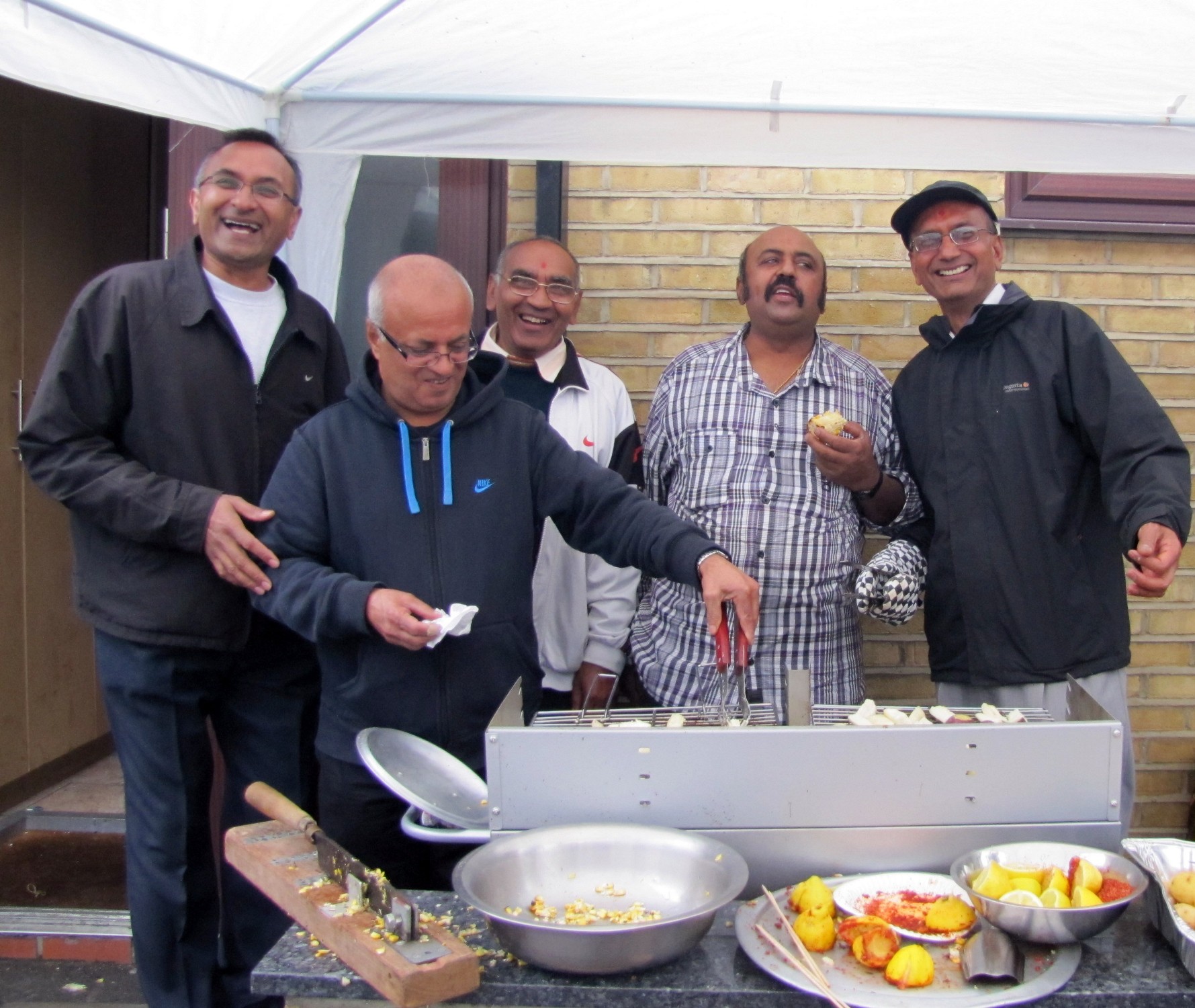 ©1987-2017 SKS Swaminarayan Temple East London