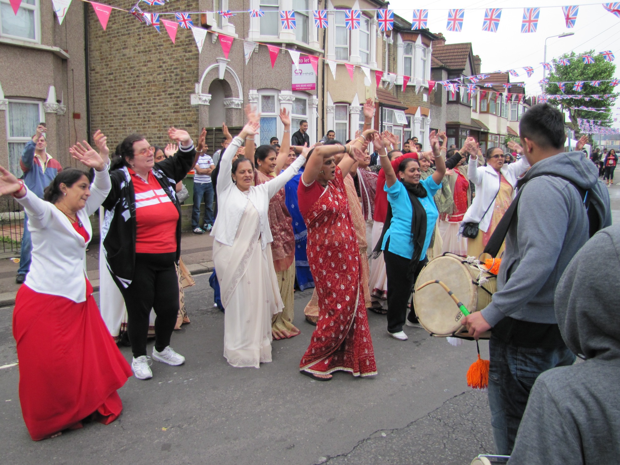 ©1987-2017 SKS Swaminarayan Temple East London