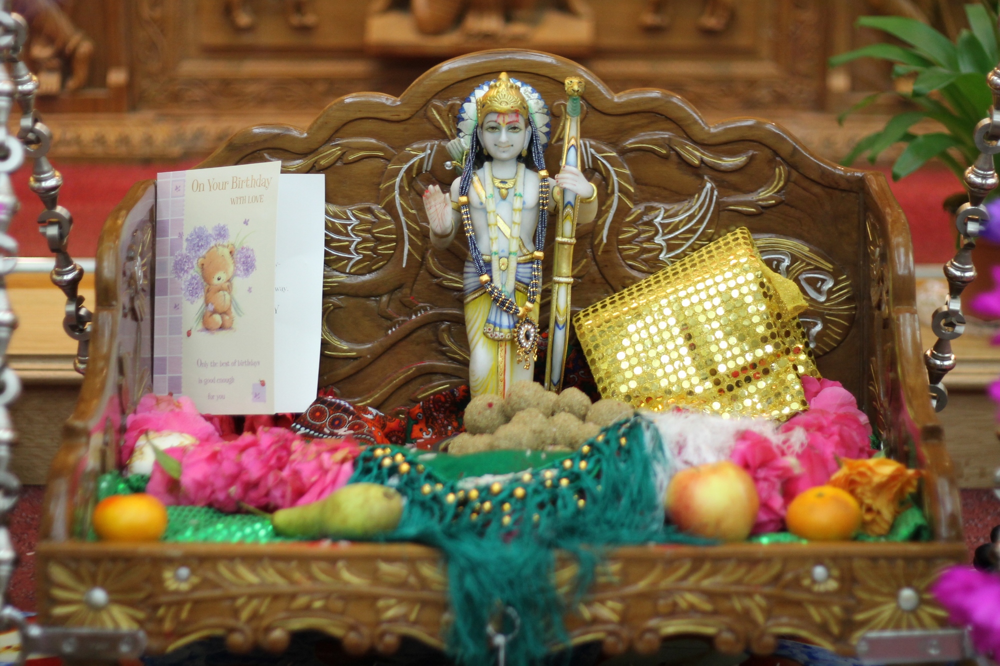 ©1987-2017 SKS Swaminarayan Temple East London